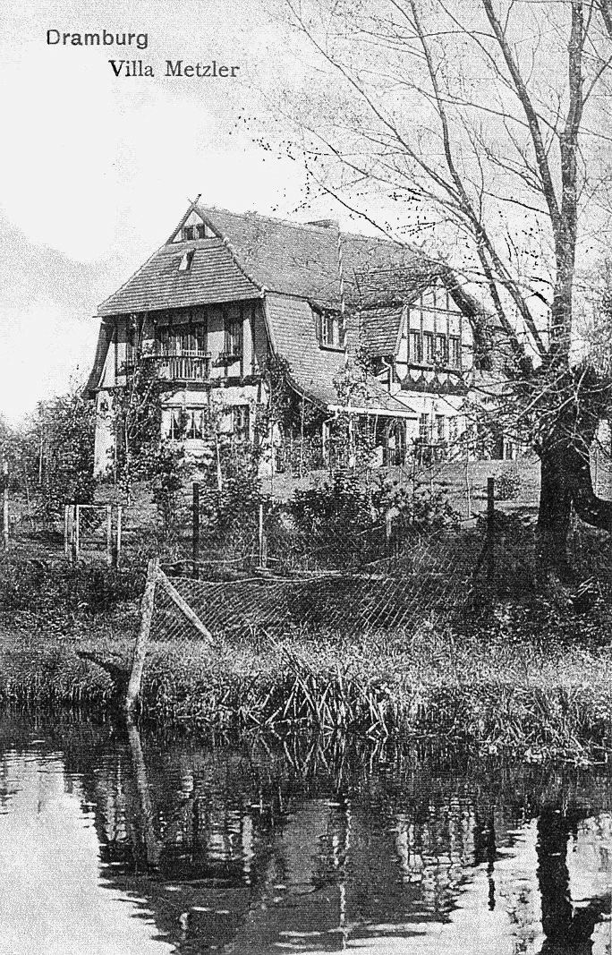 Dom, Drawsko Pomorskie