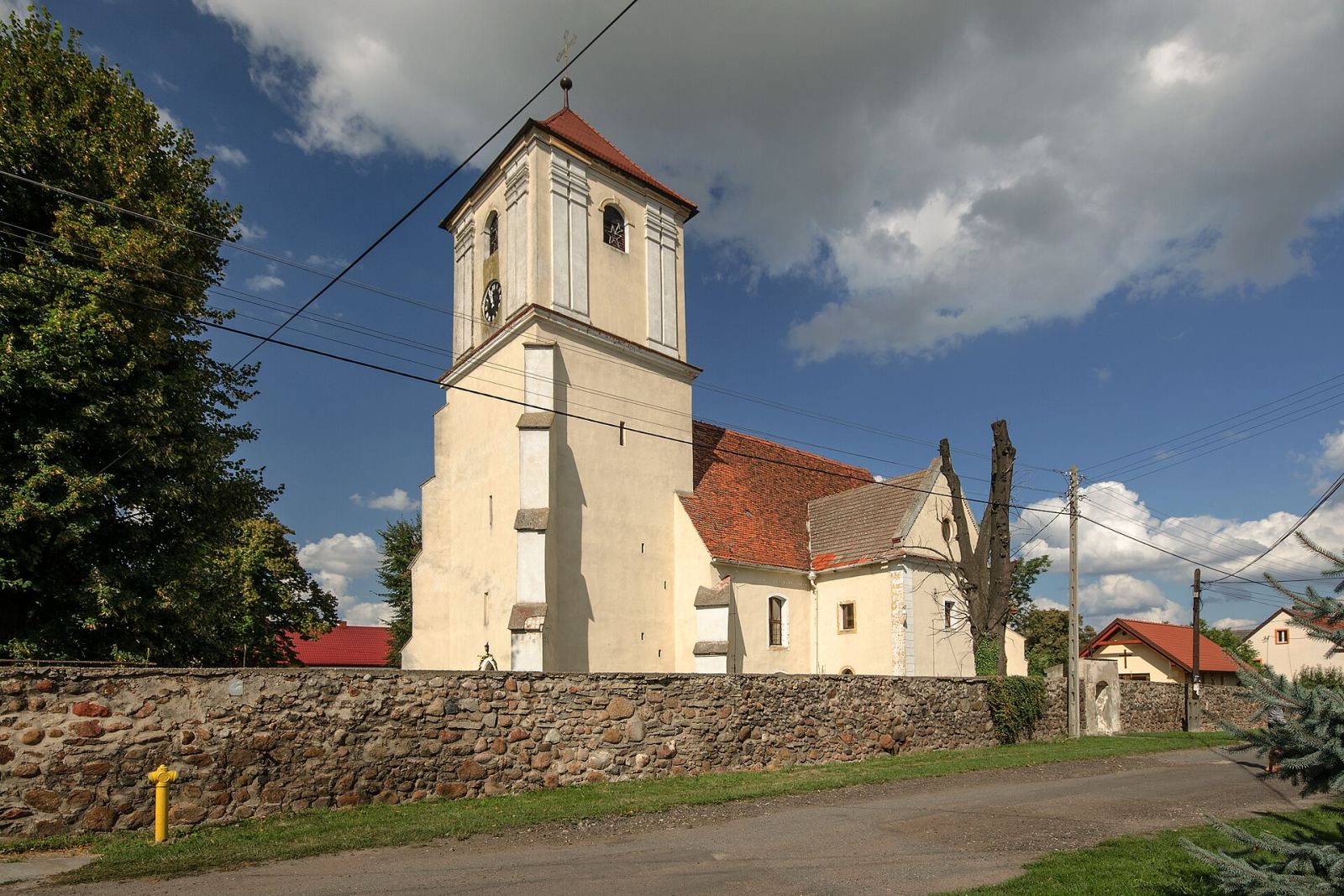 Kościół filialny pw. św. Stanisława Kostki, Przylesie