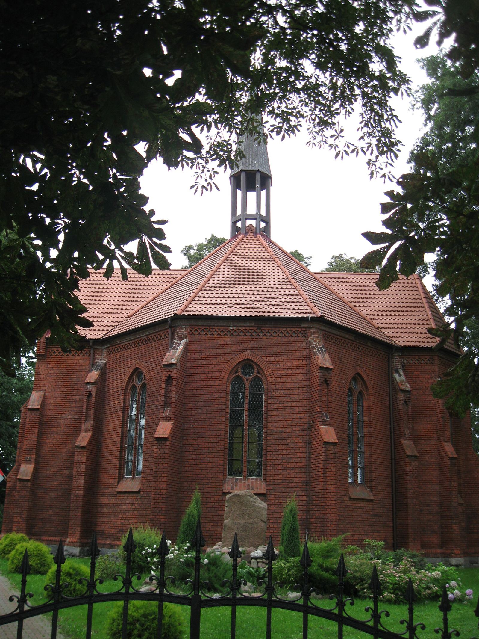 Kościół filialny pw. św. Kazimierza, Trzynik