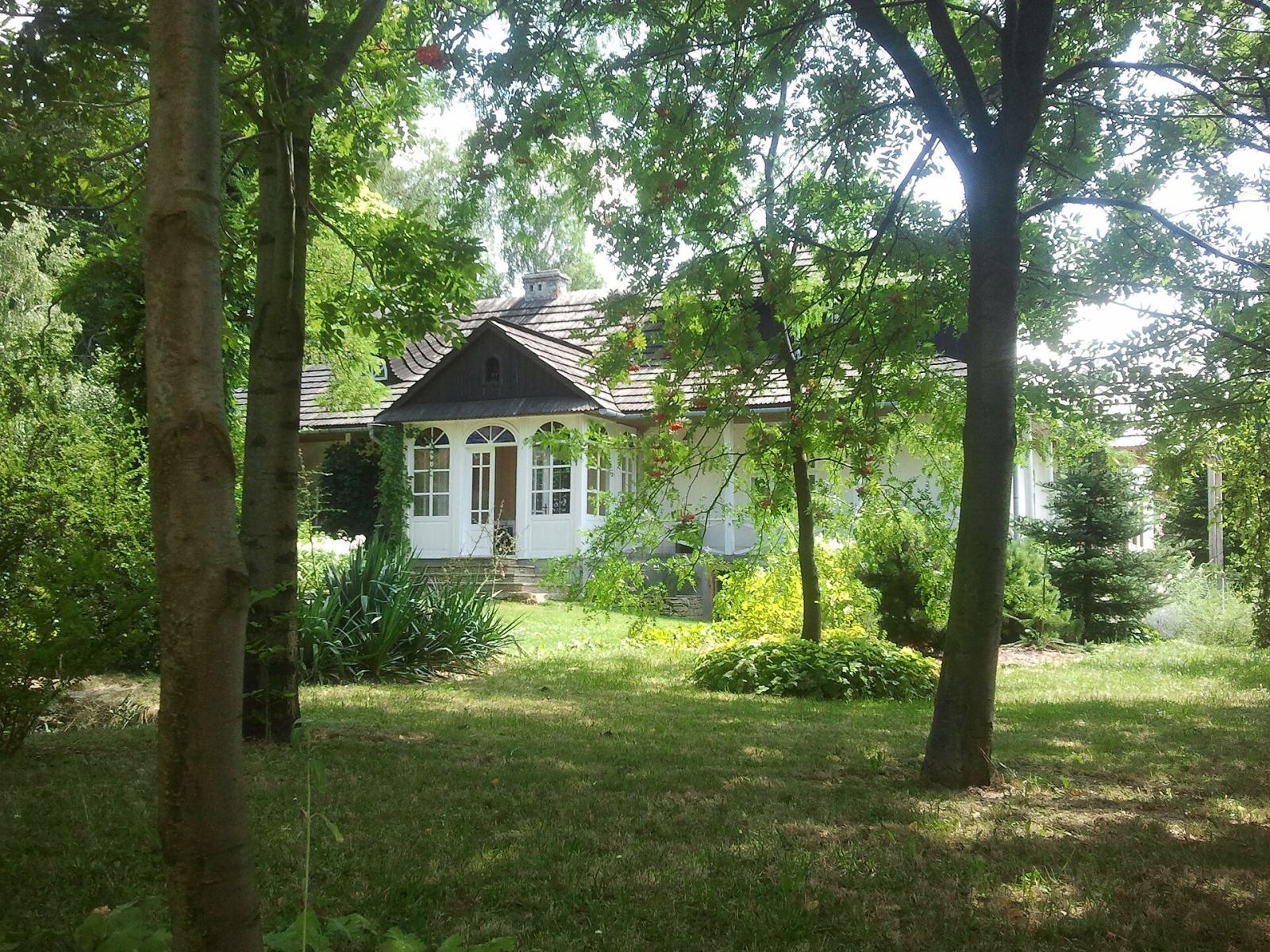 Ogród dworski, Kwiatonowice