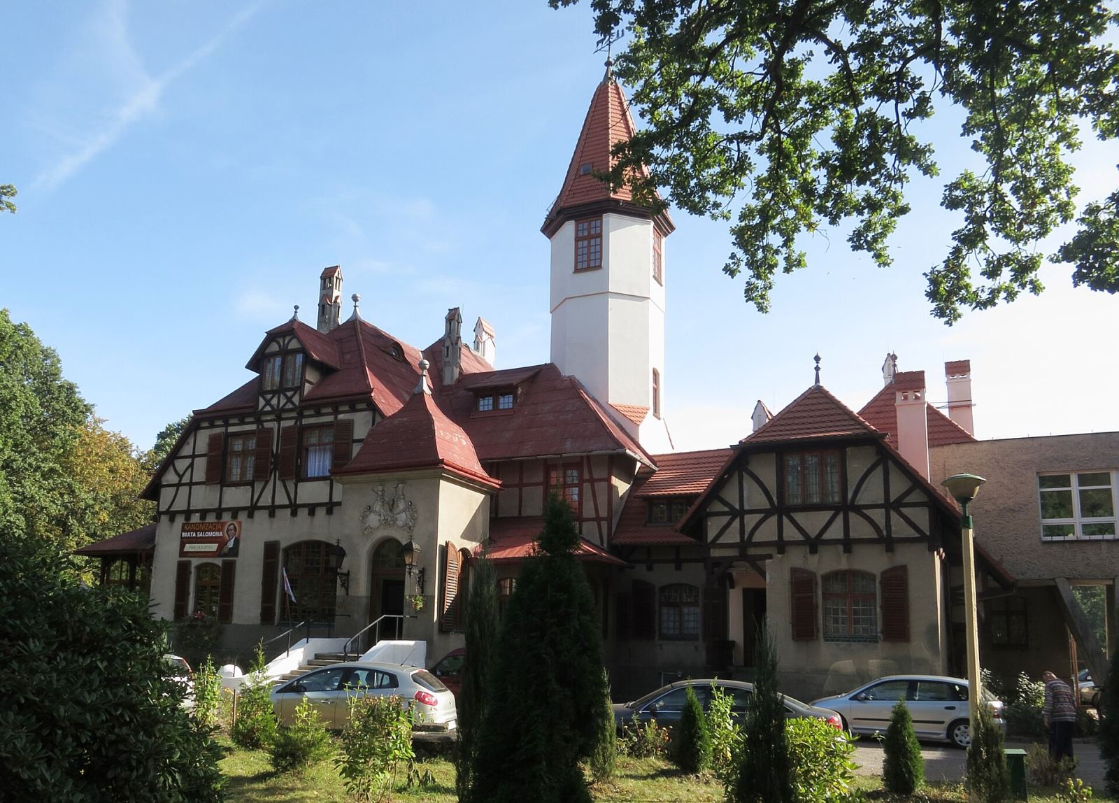 Pałacyk myśliwski, Zawadzkie
