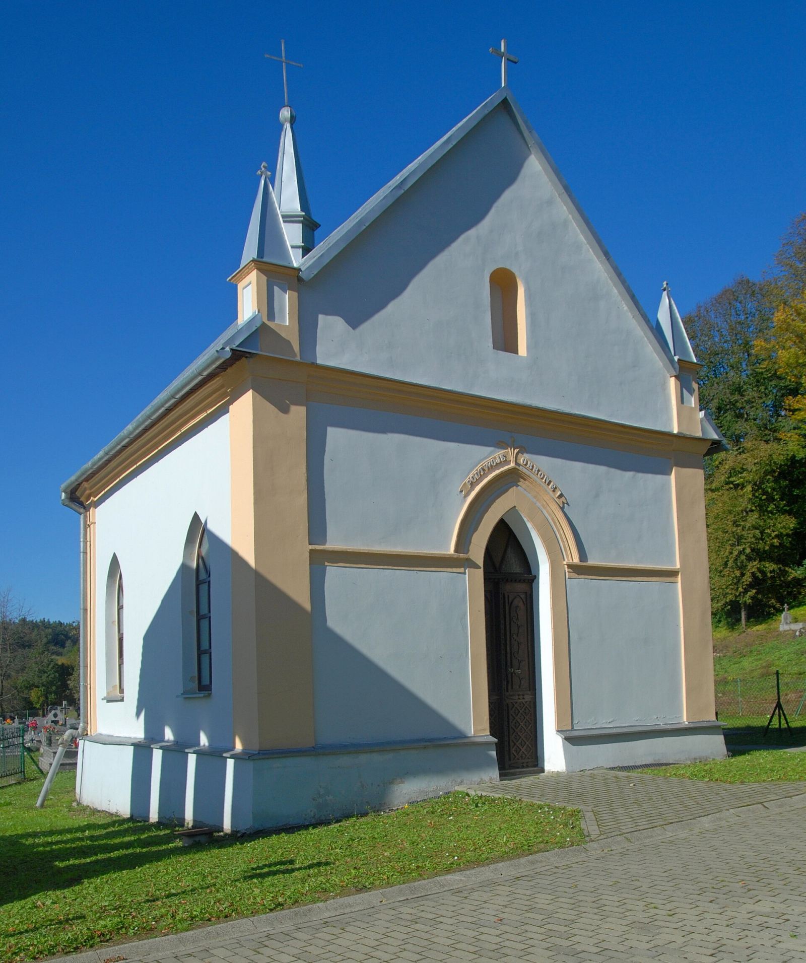 Kaplica grobowa rodziny Zarębów, Lipa