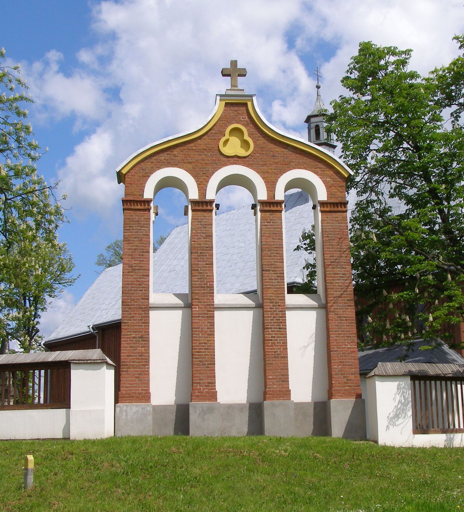Dzwonnica, Szebnie