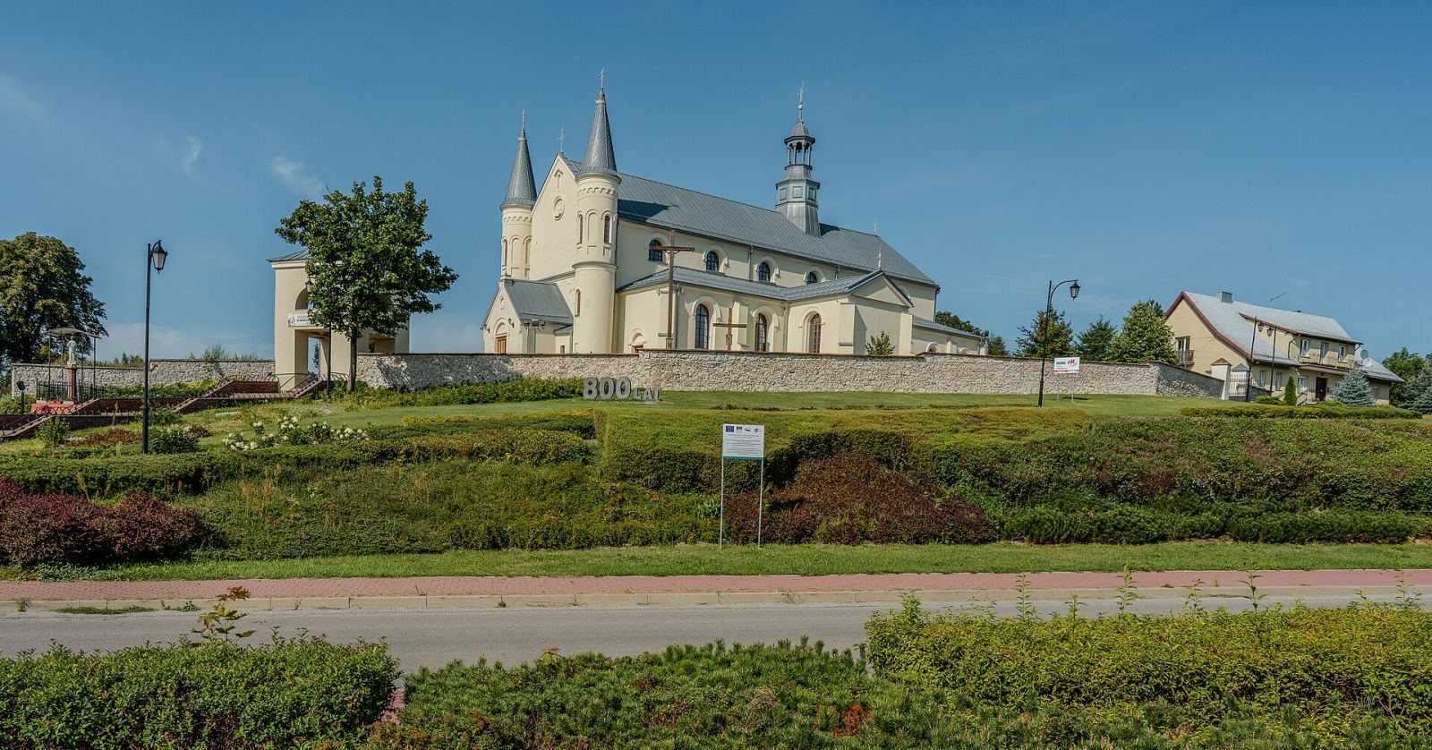 Kościół parafialny pw. św. Michała, Daleszyce