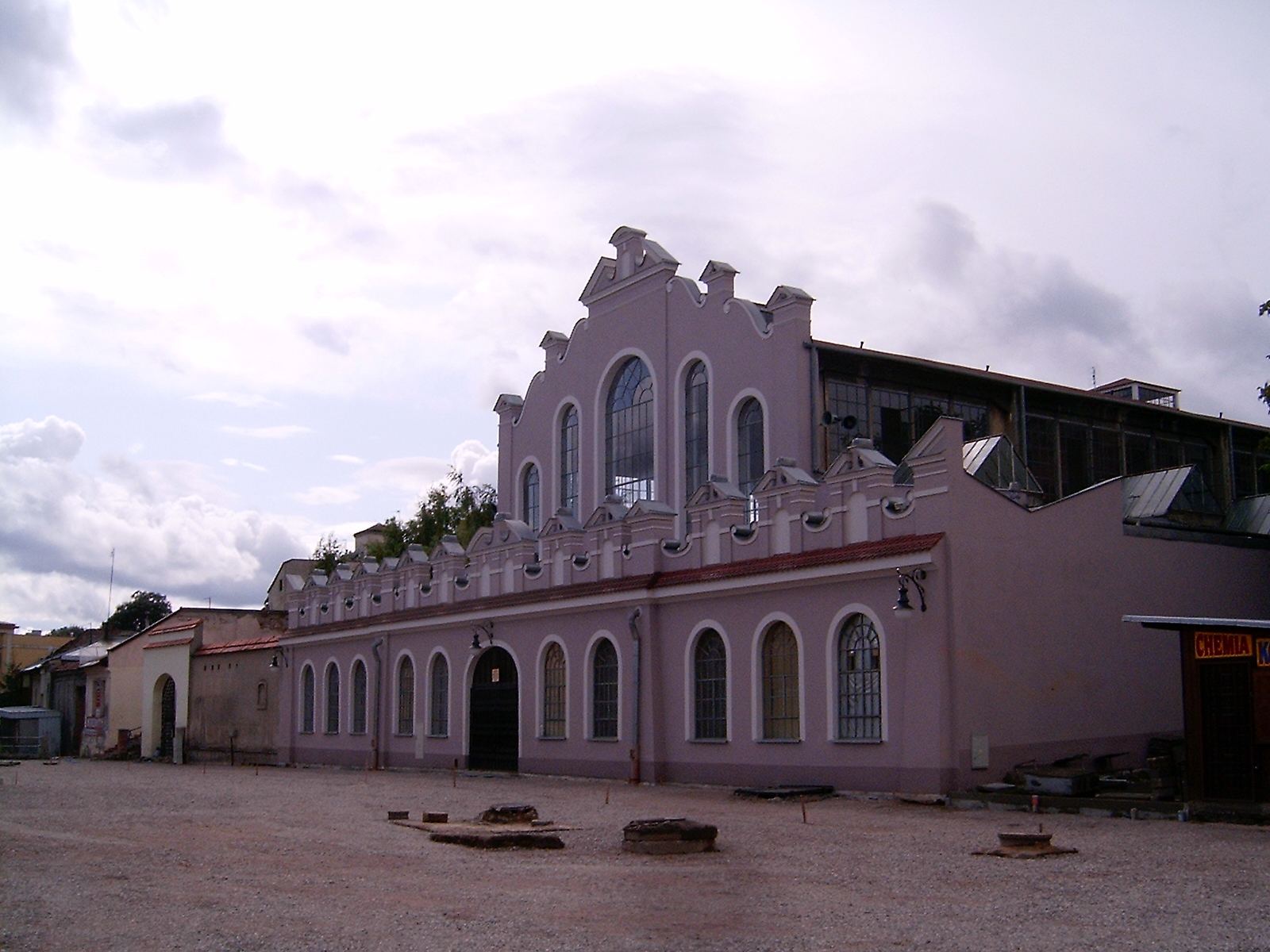 Hala targowa, Jarosław