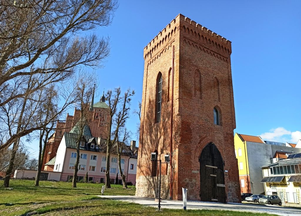 Wieża bramna zamku biskupiego, Braniewo