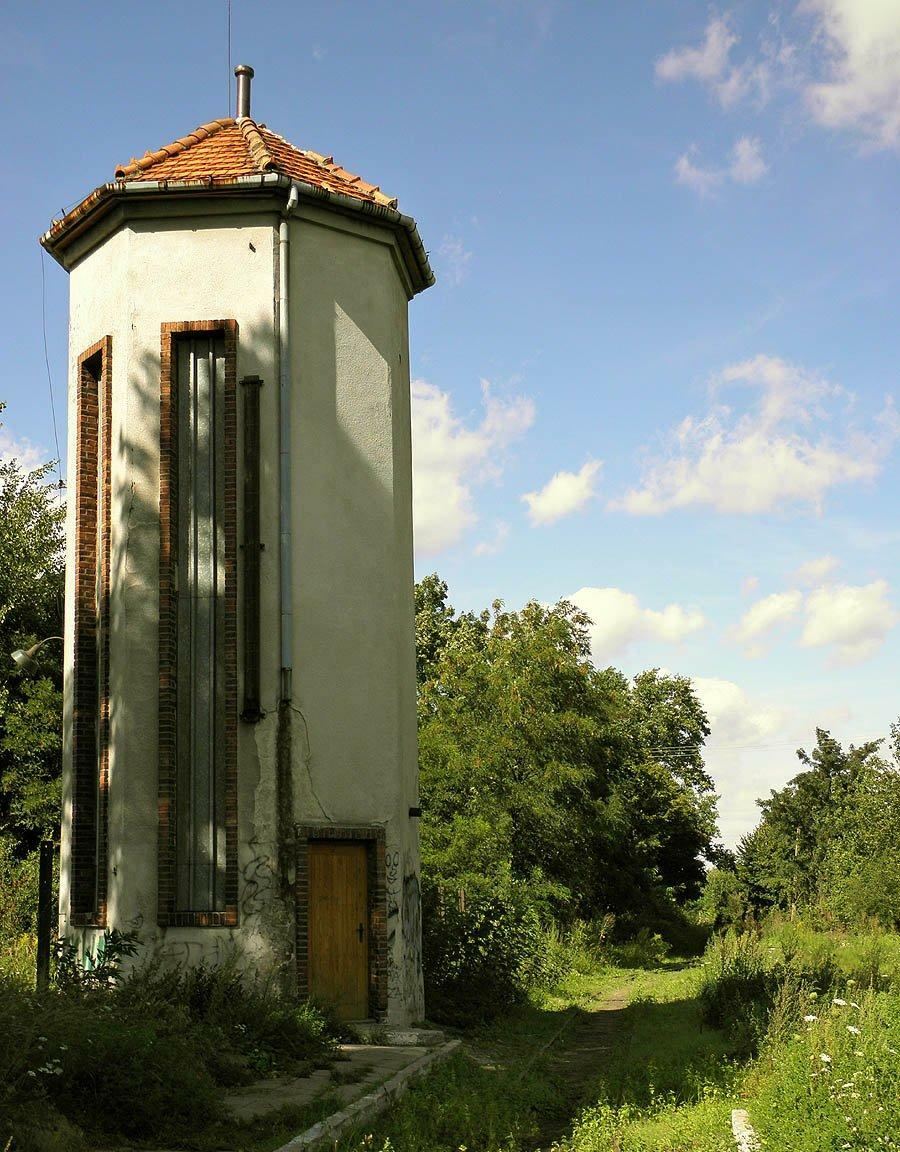 Wodociągowa wieża ciśnień, Górki-Izabelin