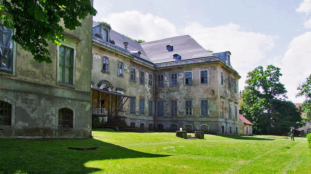 Pałac, Pobiedna