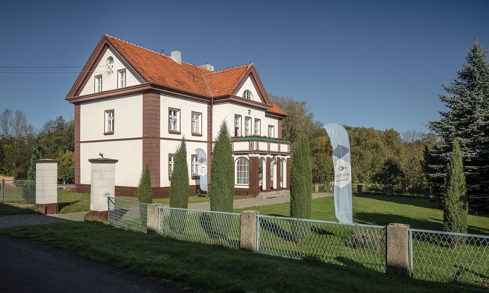 Zespół pałacowy, Raszowa Mała