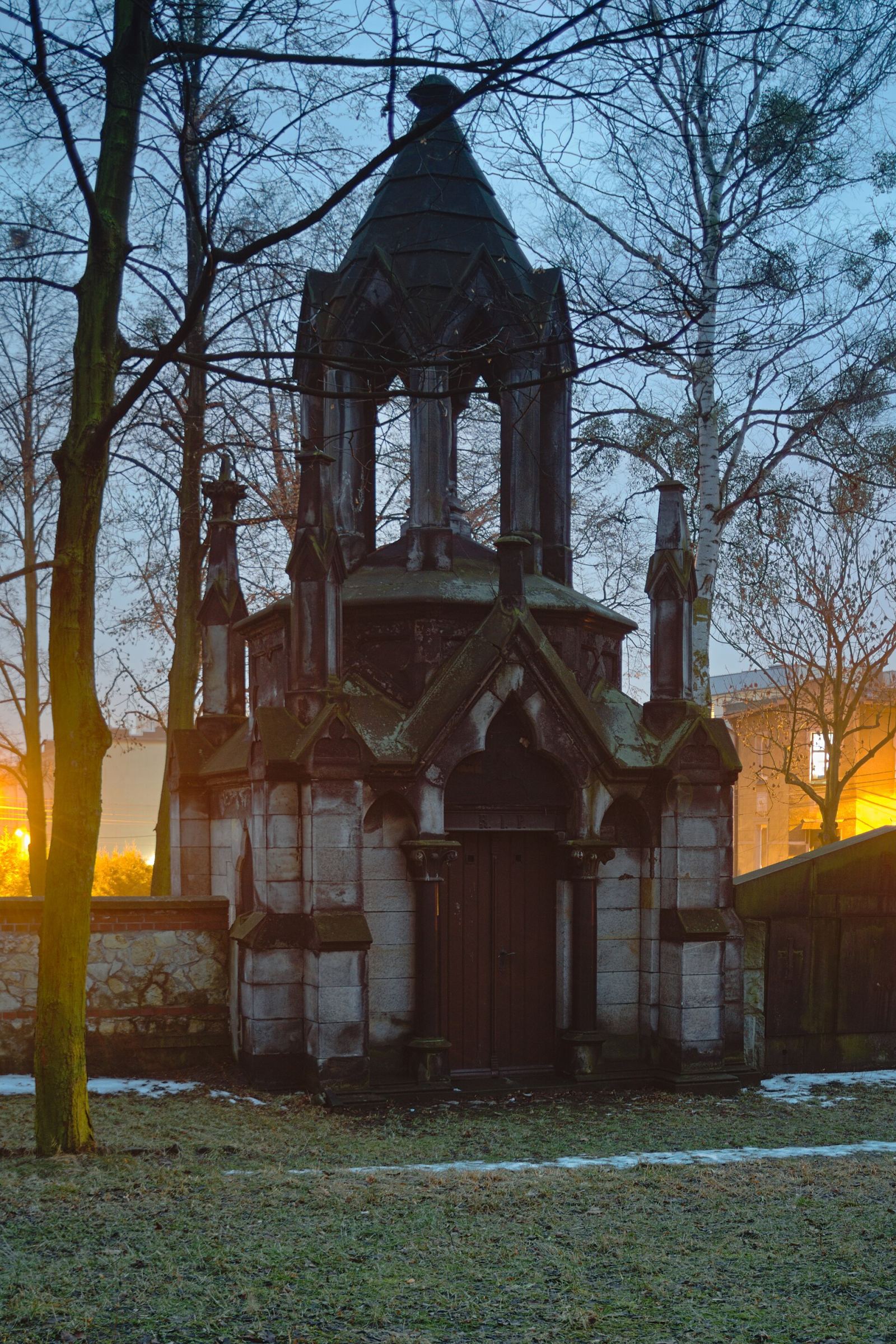 Kaplica grobowa księży Nerlichów, Piekary Śląskie