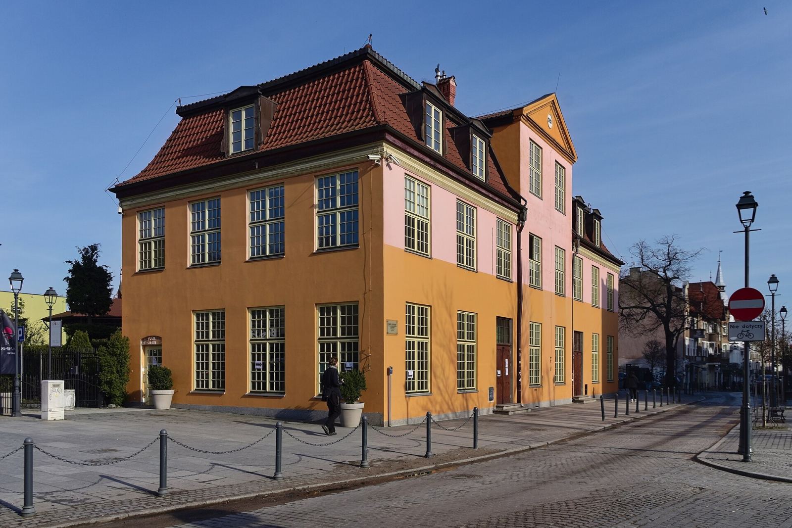 Dwór Kuźniczki, Gdańsk