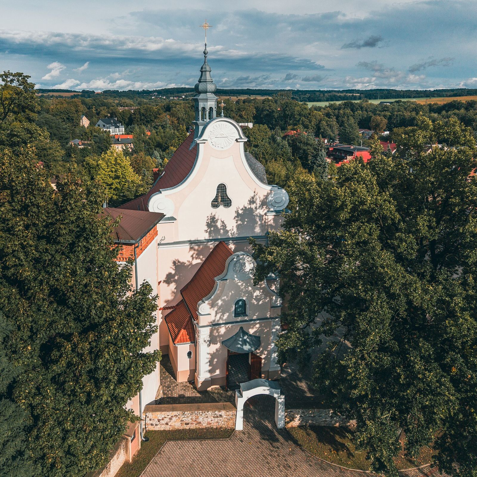 Kościół pw. Wniebowzięcia Najświętszej Marii Panny, Zbrosławice