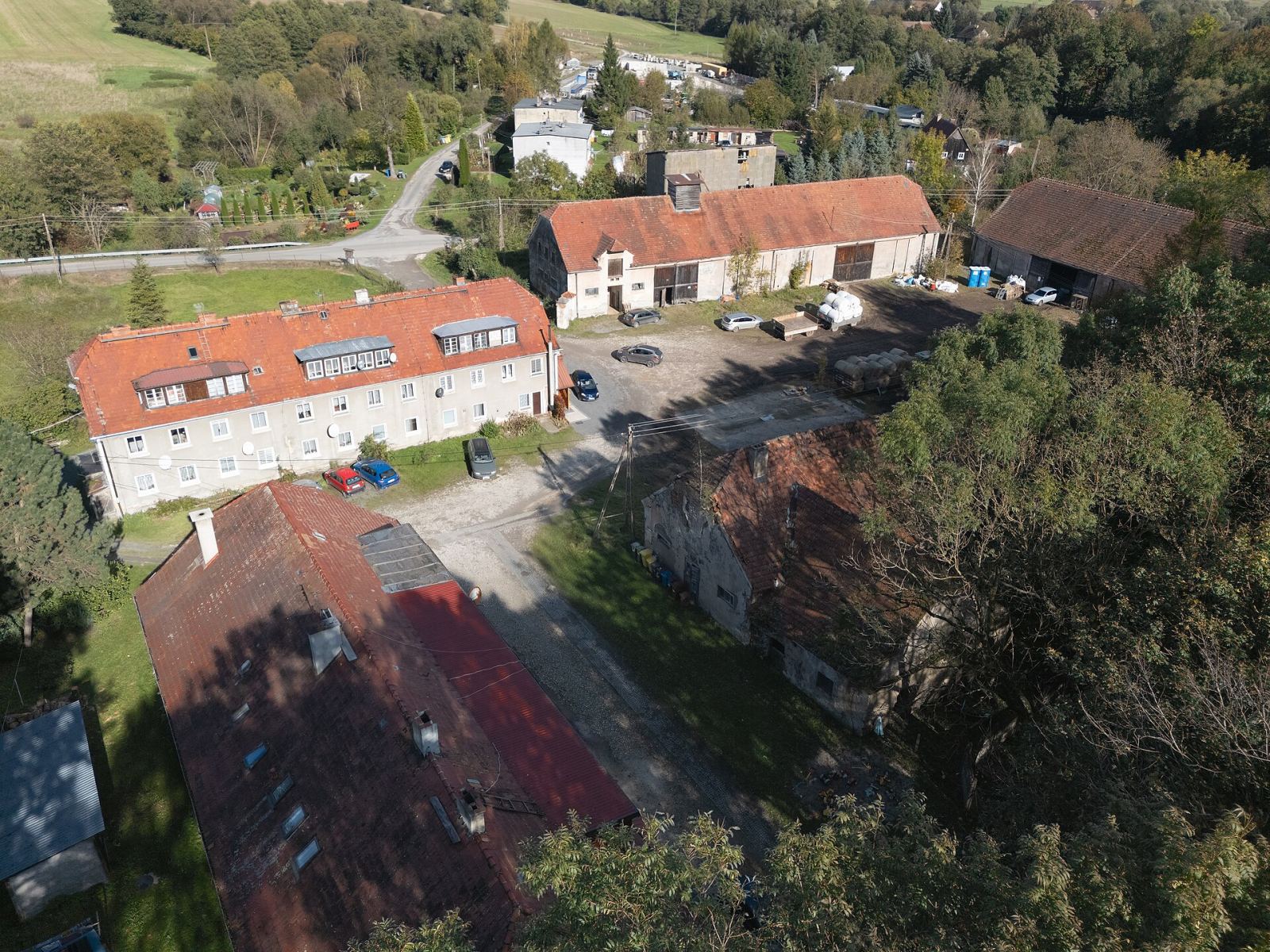 Oficyna, Trzebieszowice