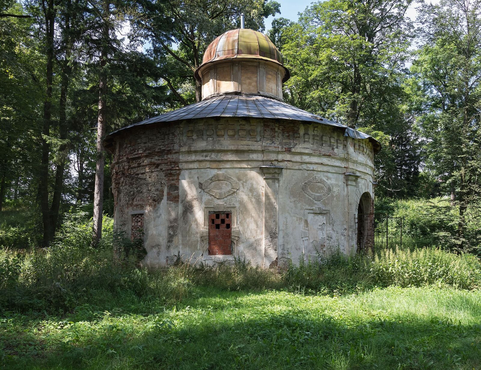 Pawilon parkowy, tzw. grota, Gorzanów