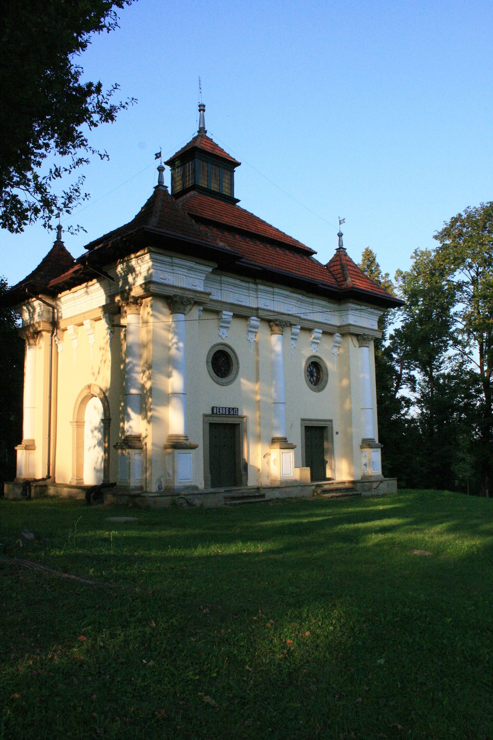 Kaplica Pałac Heroda, Bugaj