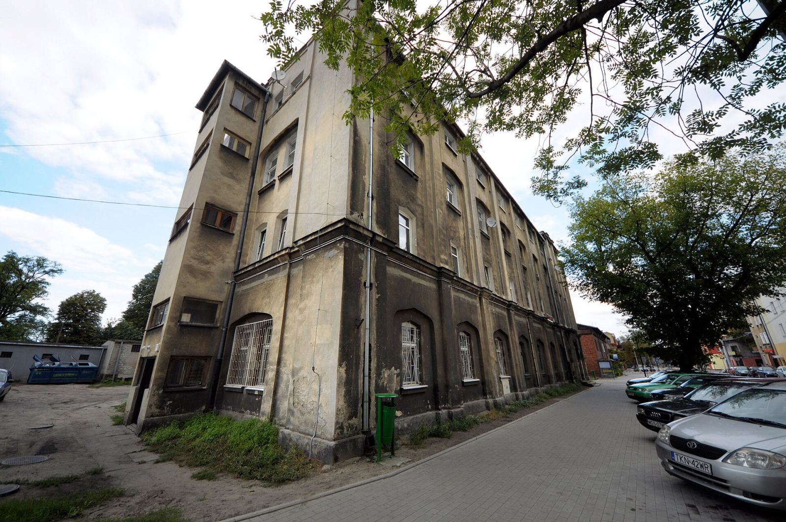 Dom robotniczy Familijniak, Żyrardów
