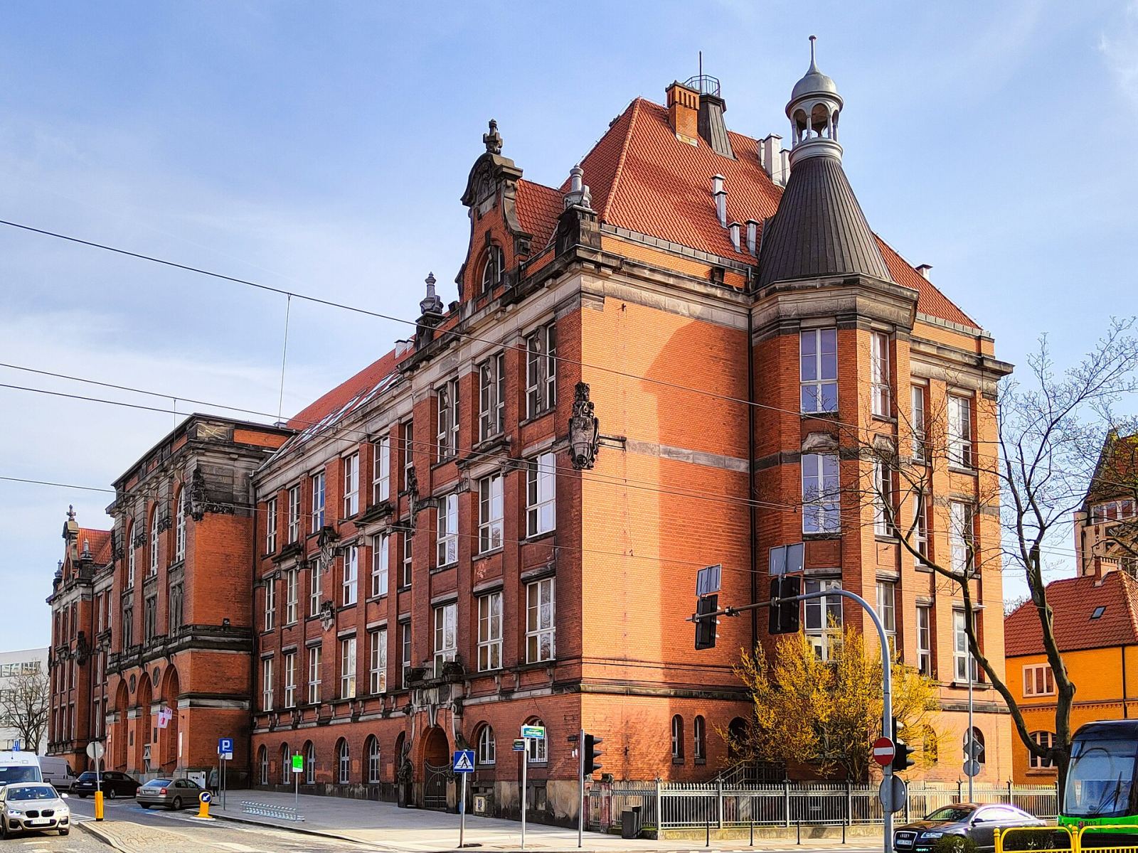 Szkoła Rzemiosł Budowlanych, ob. Wydział Technologii i Inżynierii Chemicznej ZUT, Szczecin