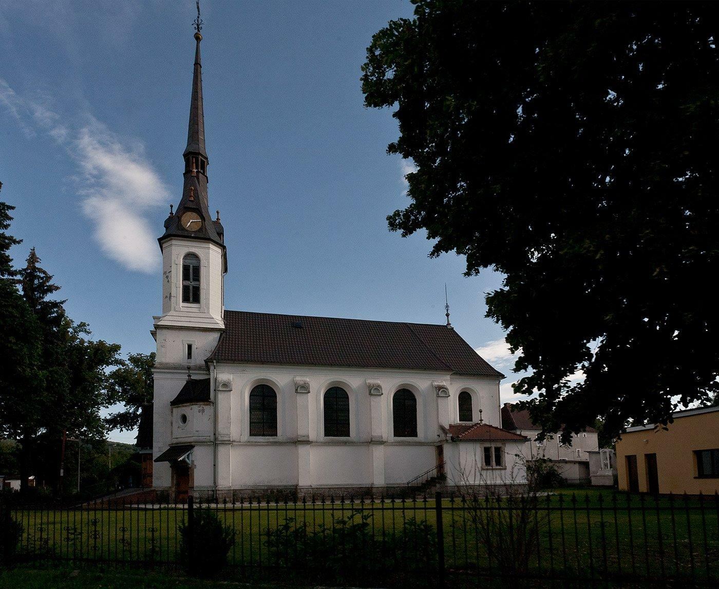Kościół ewangelicki, ob. rzymskokatolicki parafialny pw. Narodzenia Najświętszej Marii Panny, Opolno-Zdrój