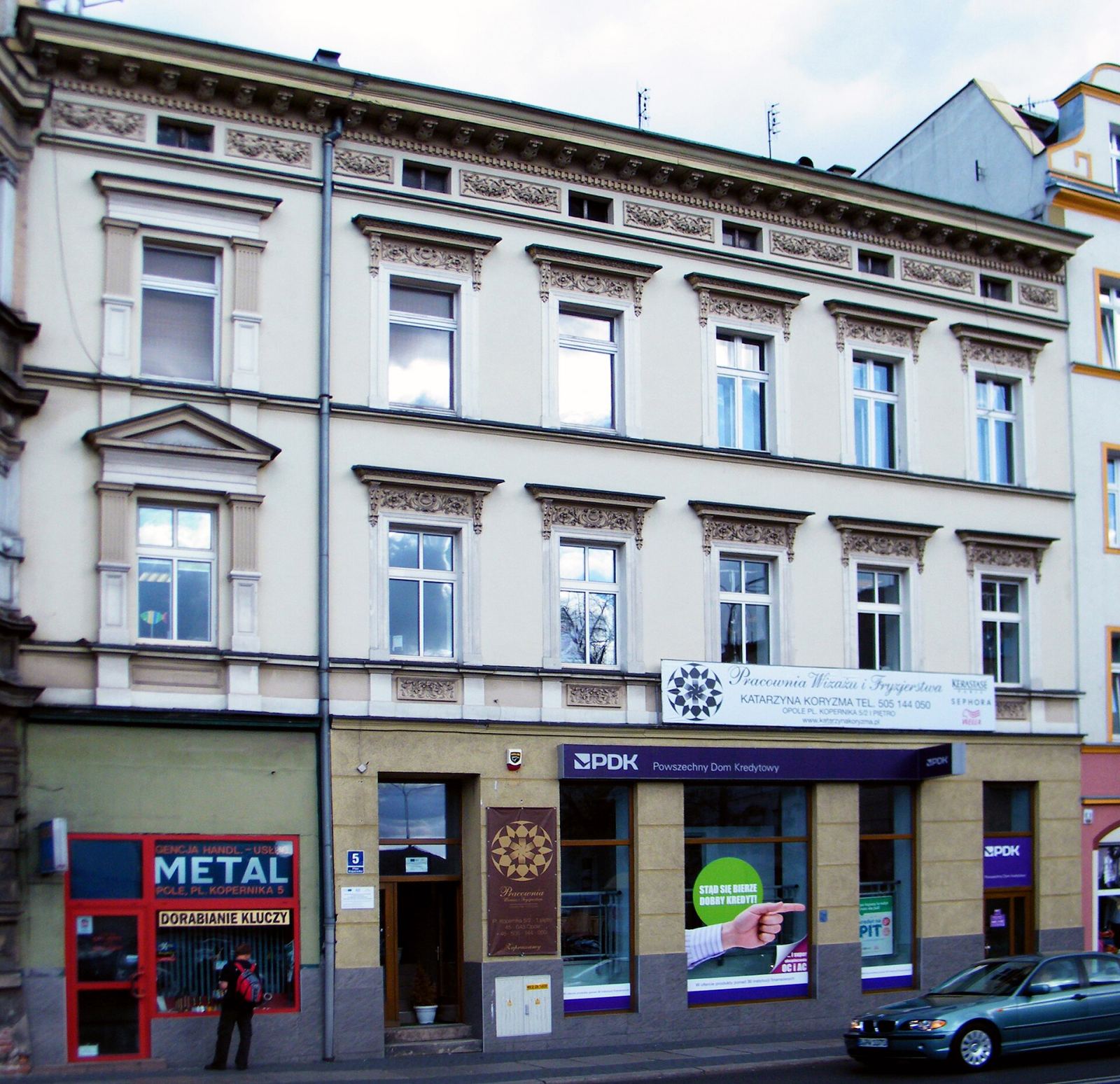 Dom, Opole