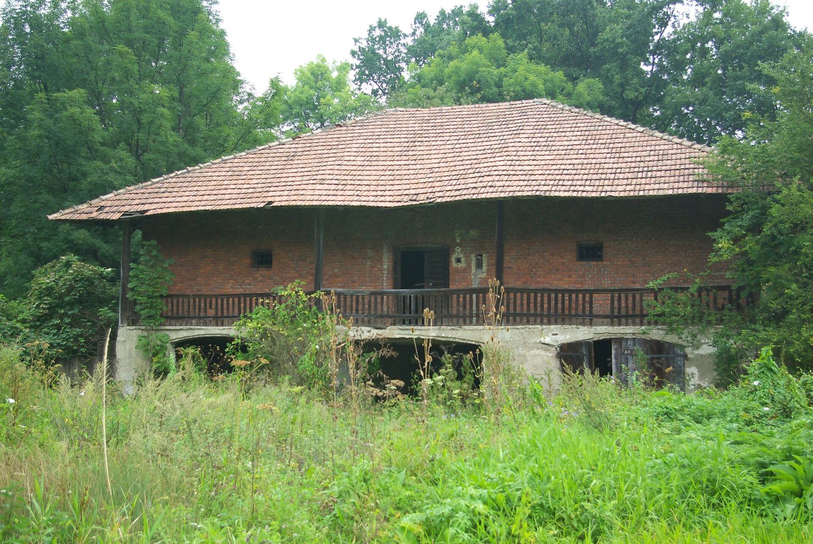 Spichlerz, Jaćmierz