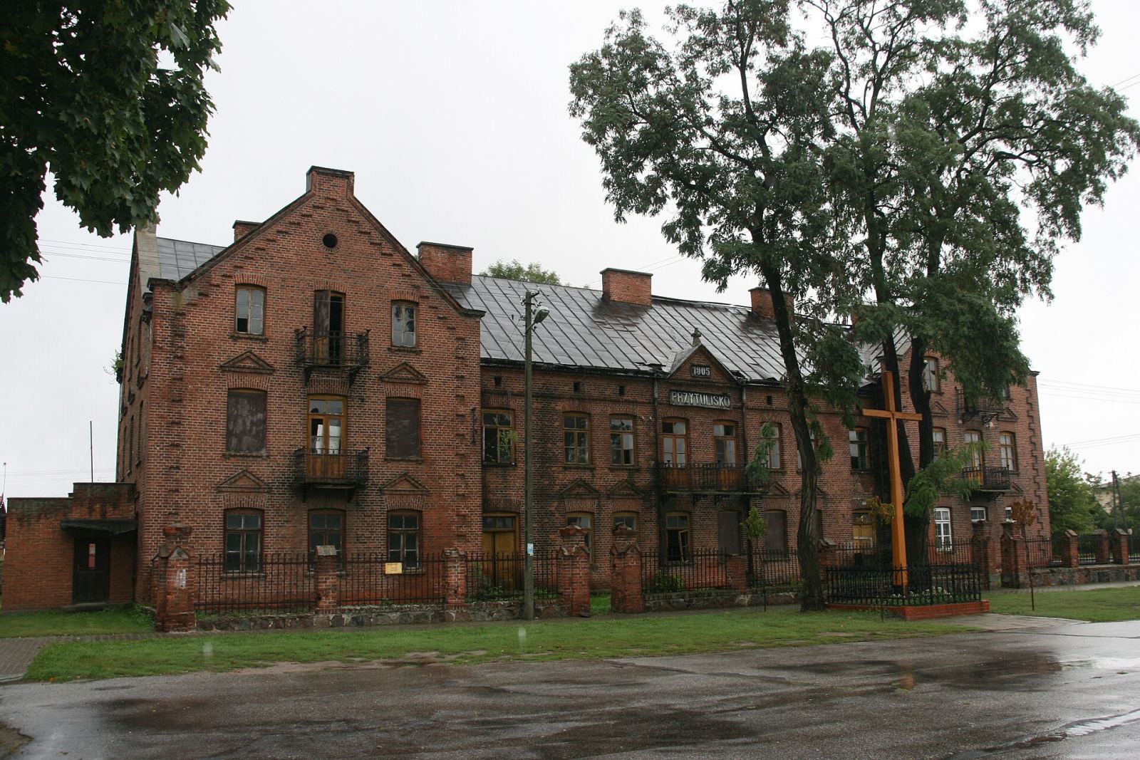 Przytułek Przytulisko, ob. dom mieszkalny, Złaków Kościelny