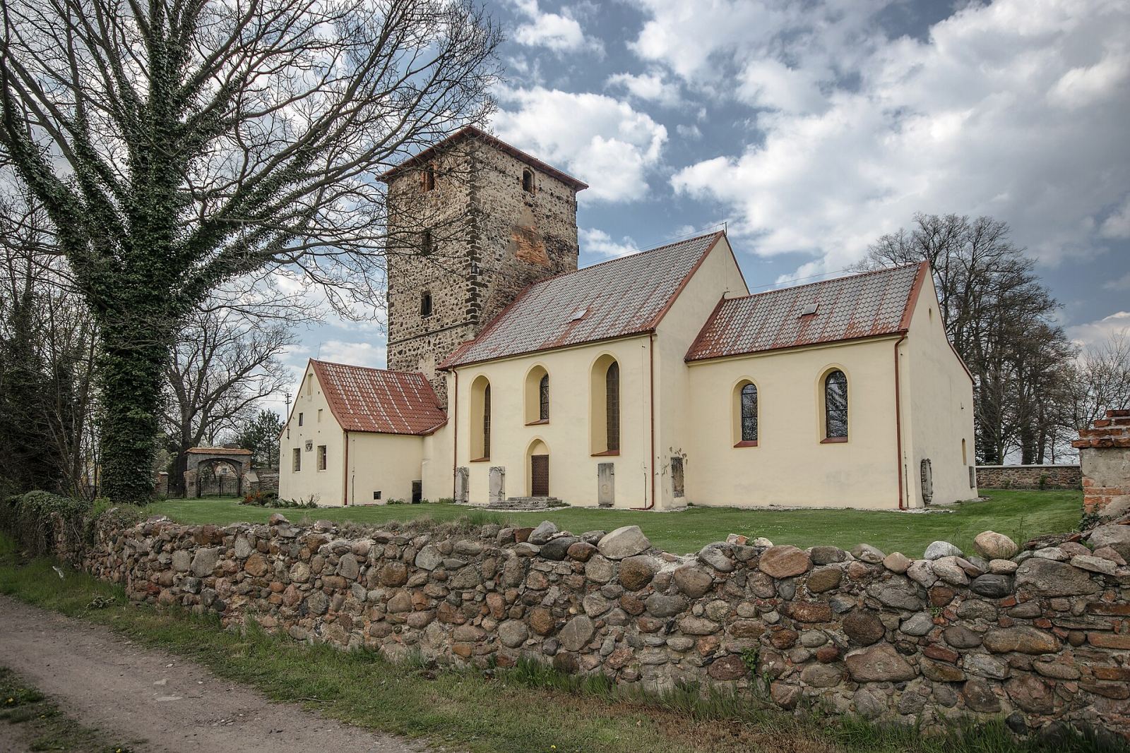 Kościół filialny pw. św. Marii Dominiki Mazzarello, Lubin