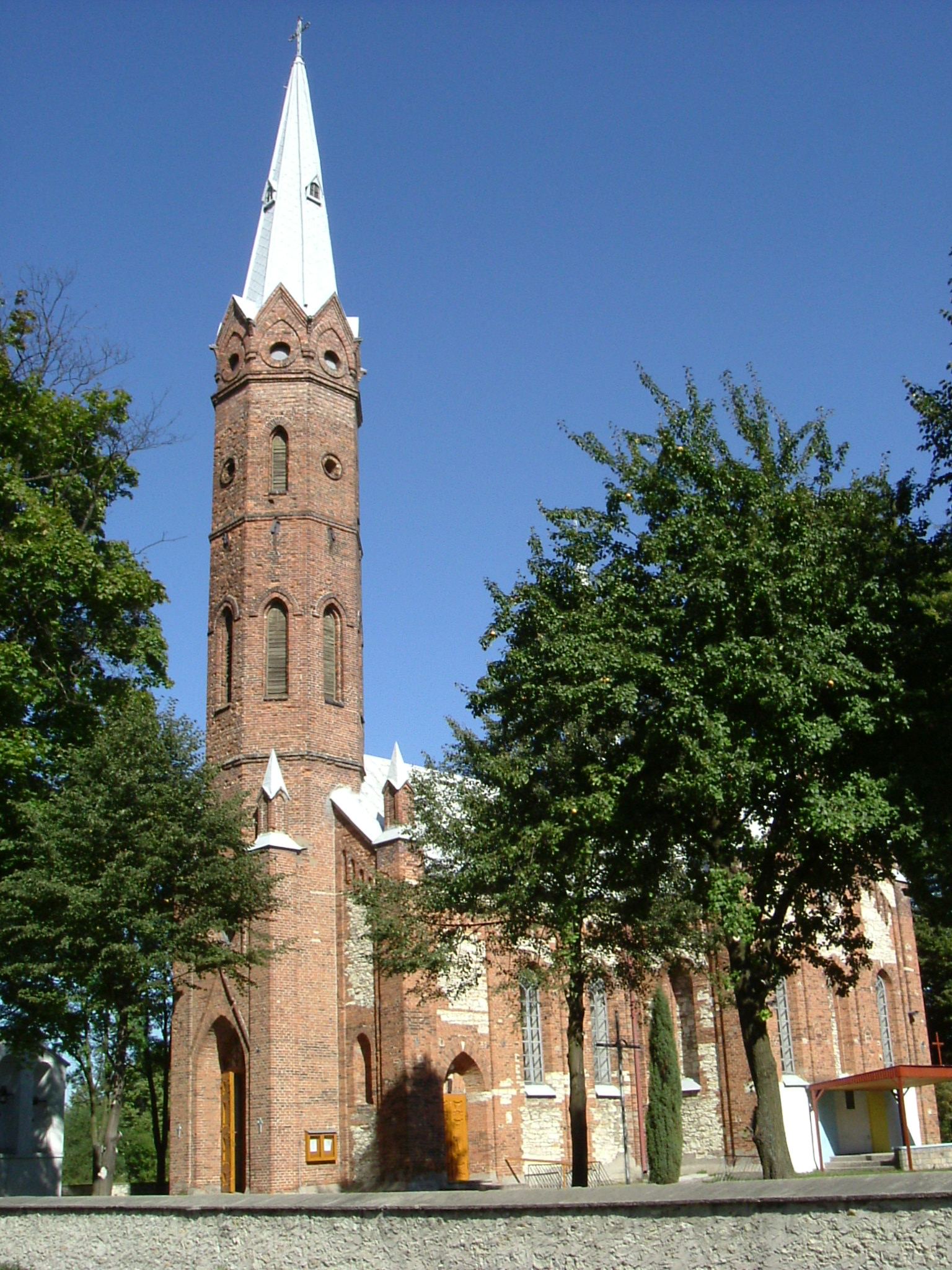 Kościół rzymskokatolicki pw. Przemienienia Pańskiego, Cielętniki