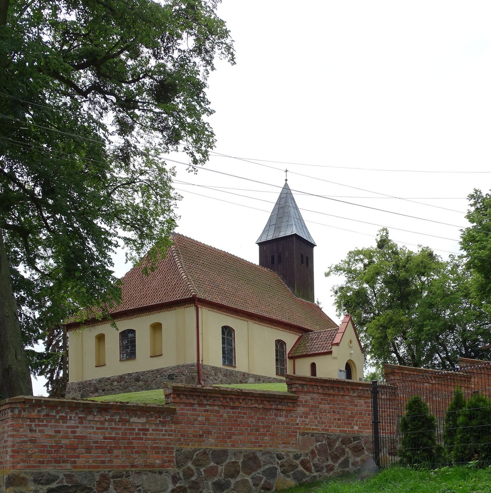 Kościół parafialny pw. św. Michała Archanioła, Tymawa