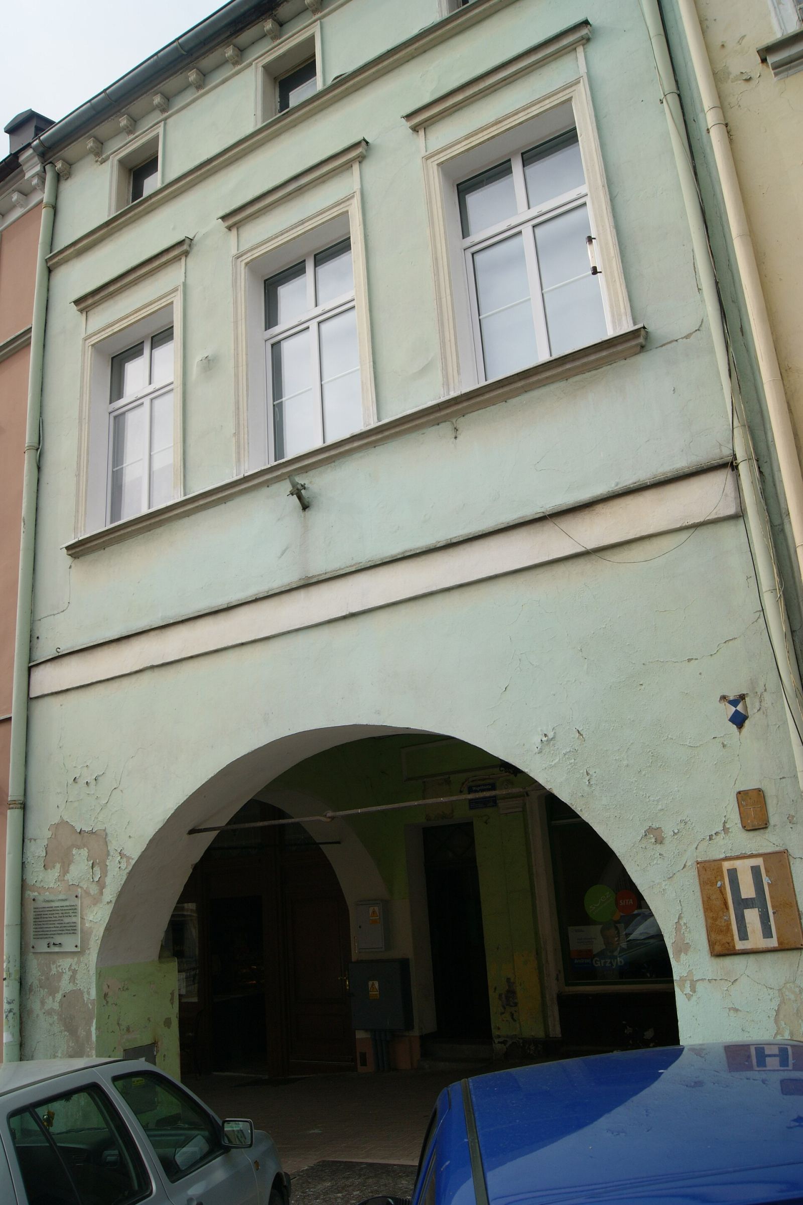 Dom, Gniew