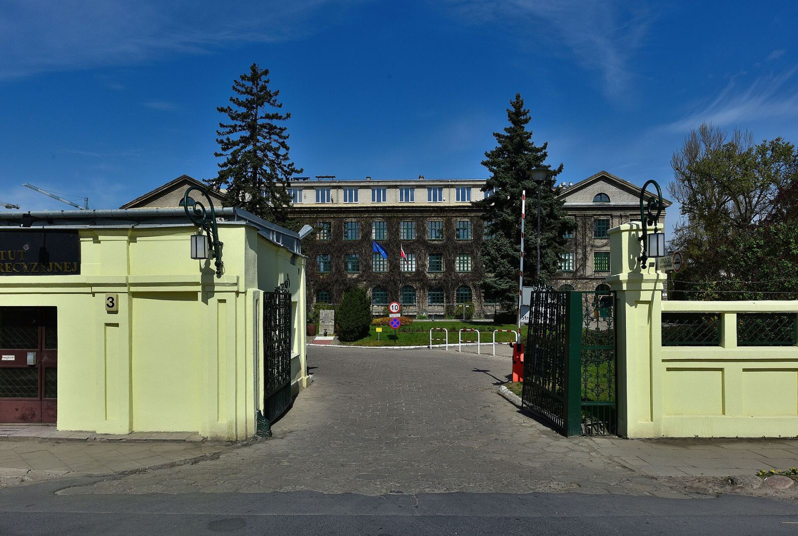 Historyczny zespół budowlany d. Fabryki Sprawdzianów Panstwowych wytwórni Uzbrojenia, Warszawa