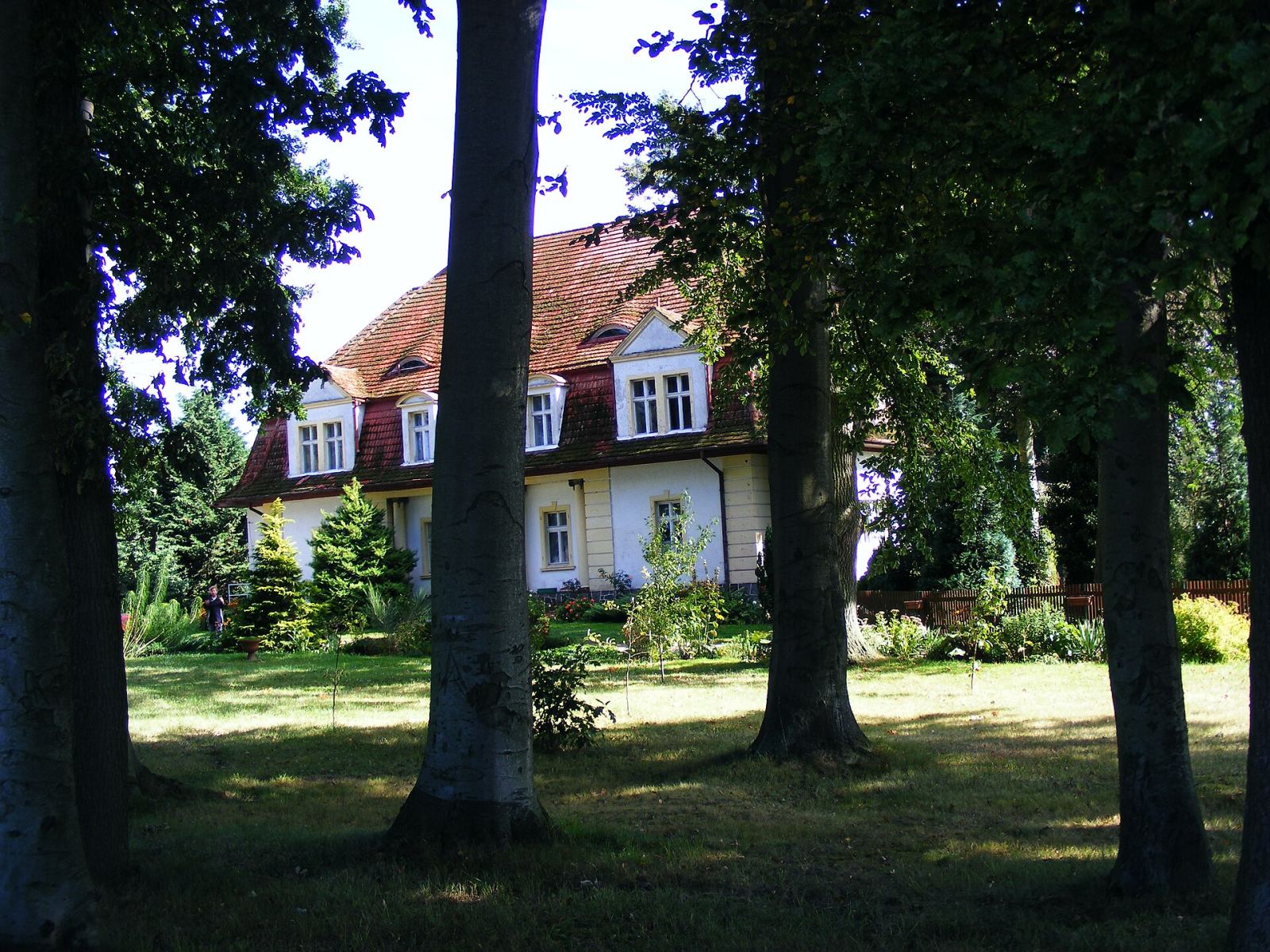 Założenie dworsko-parkowe, Strzeżewko