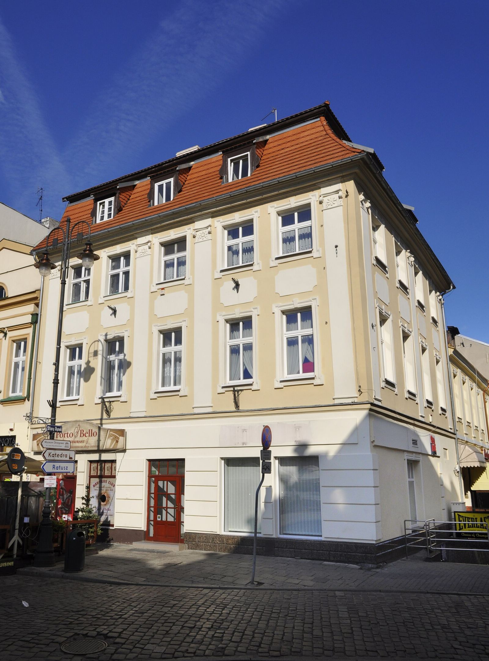 Kamienica Pod Złotym Łososiem, Bydgoszcz