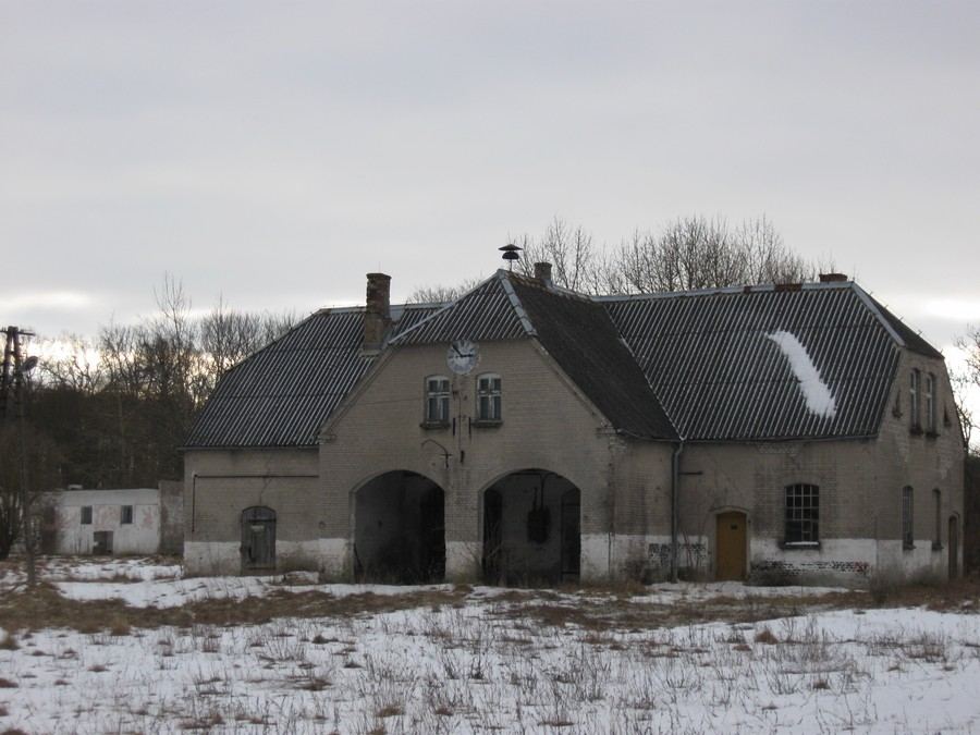 Zespół pałacowo-parkowy, Chynowie