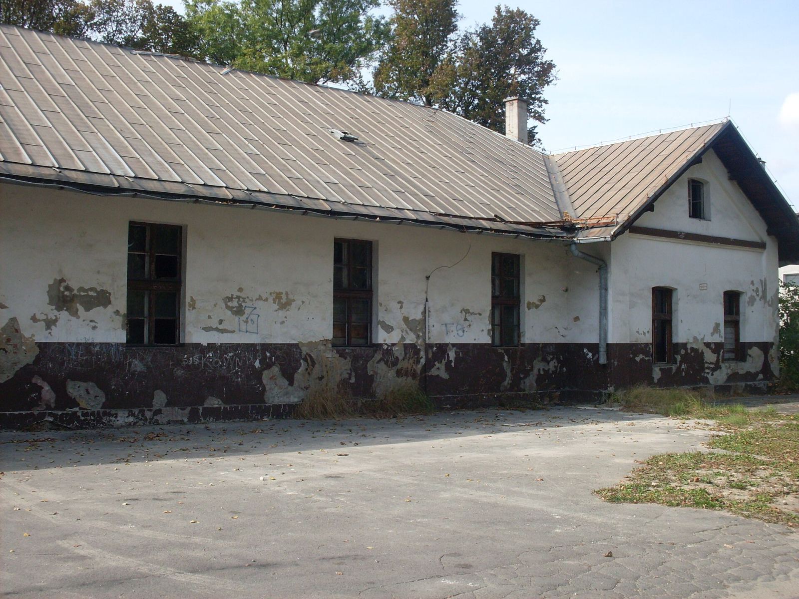 Stajnia angielska, Krzeszowice