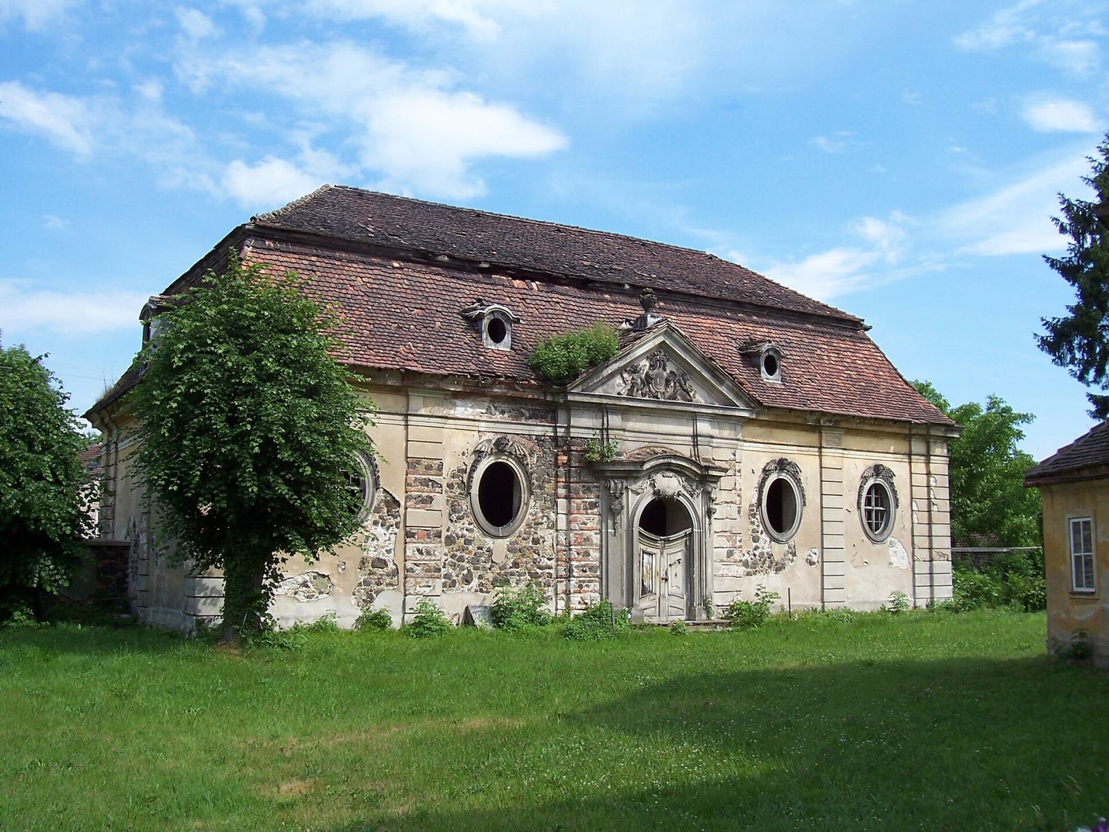 Mauzoleum rodziny von Ziegler, Radomierzyce