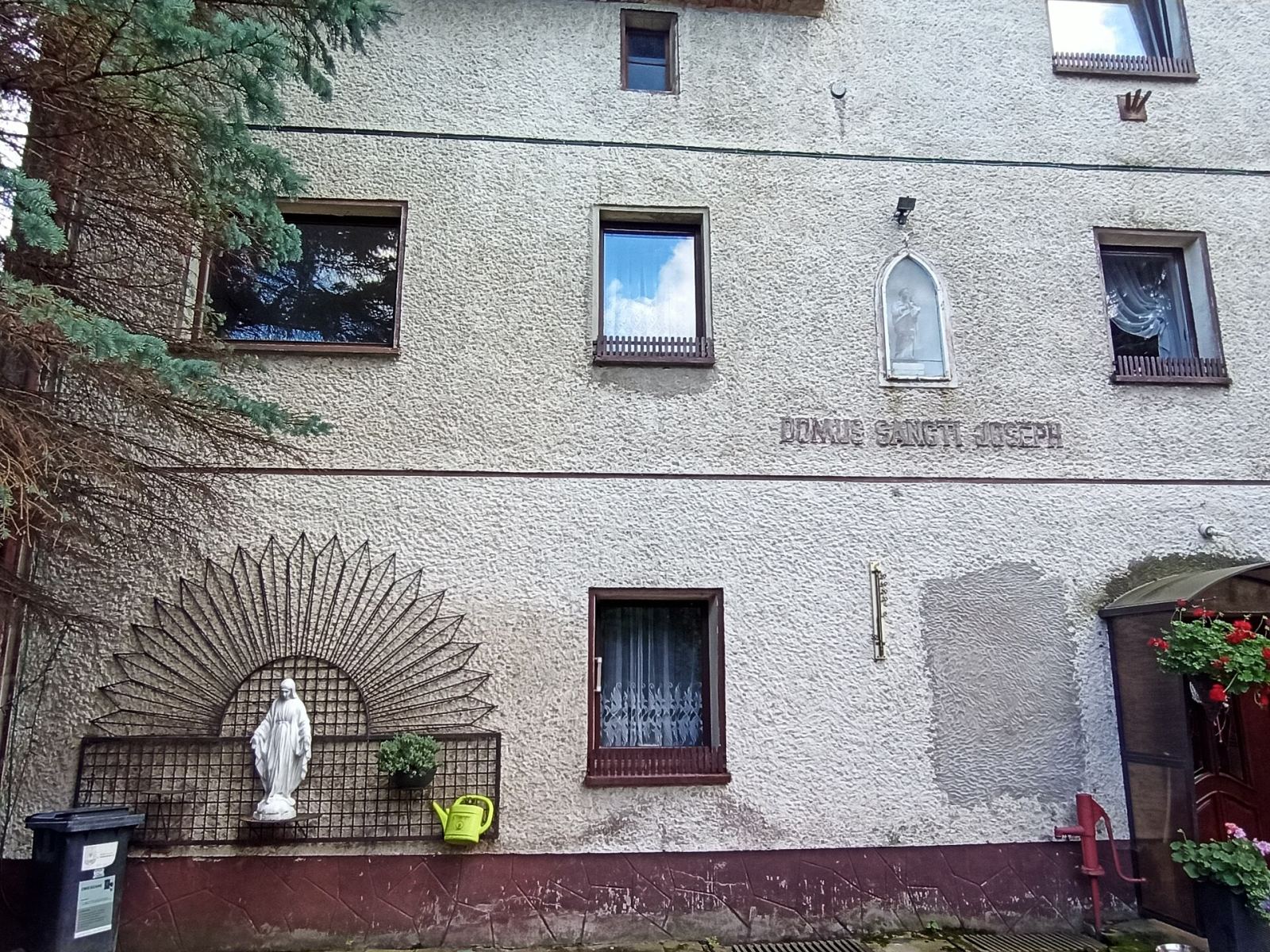 Dom zakonny elżbietanek, Szybowice