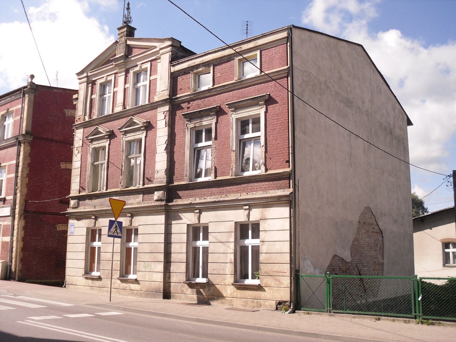 Dom, Kartuzy