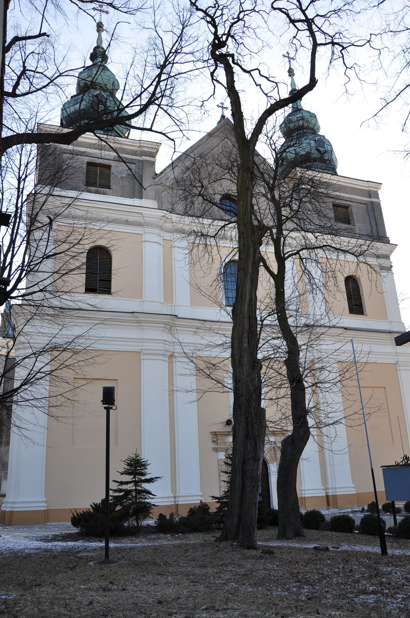 Kościół, ob. parafialny pw. Wniebowzięcia Najświętszej Marii Panny, Wancerzów