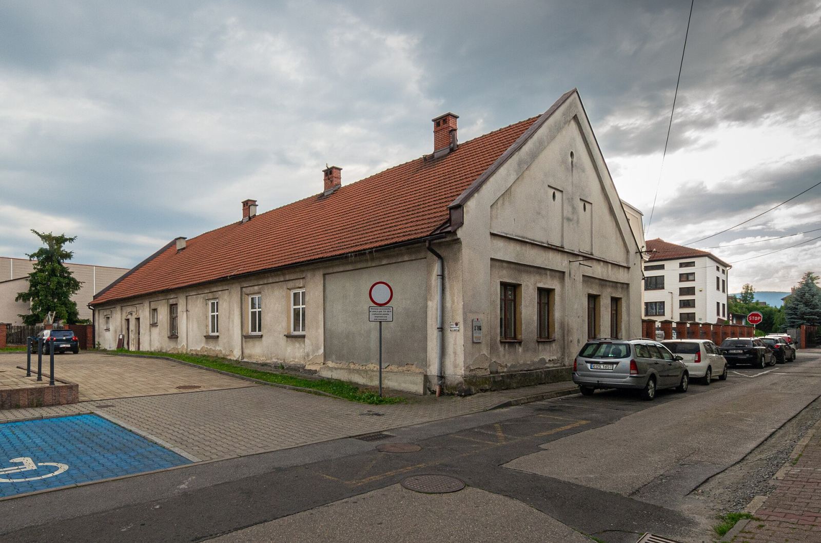 Oficyna, ob. budynek mieszkalny, Kęty