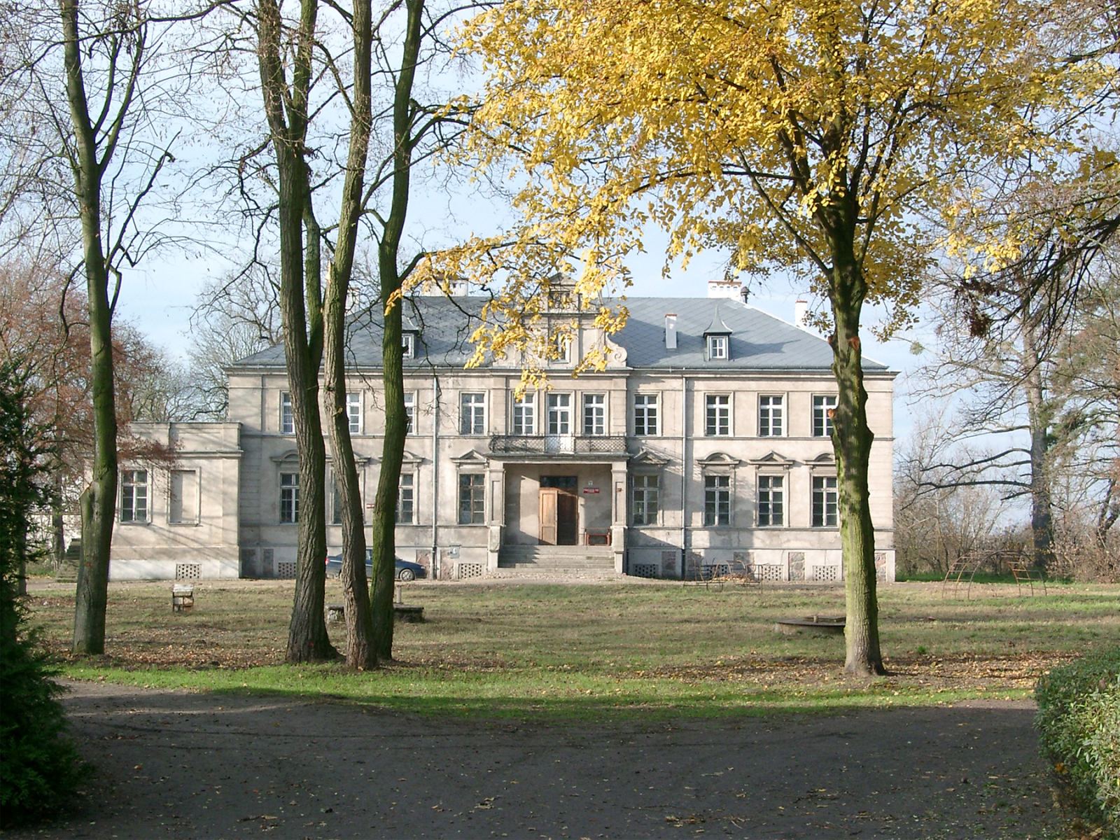 Pałac, Niegolewo