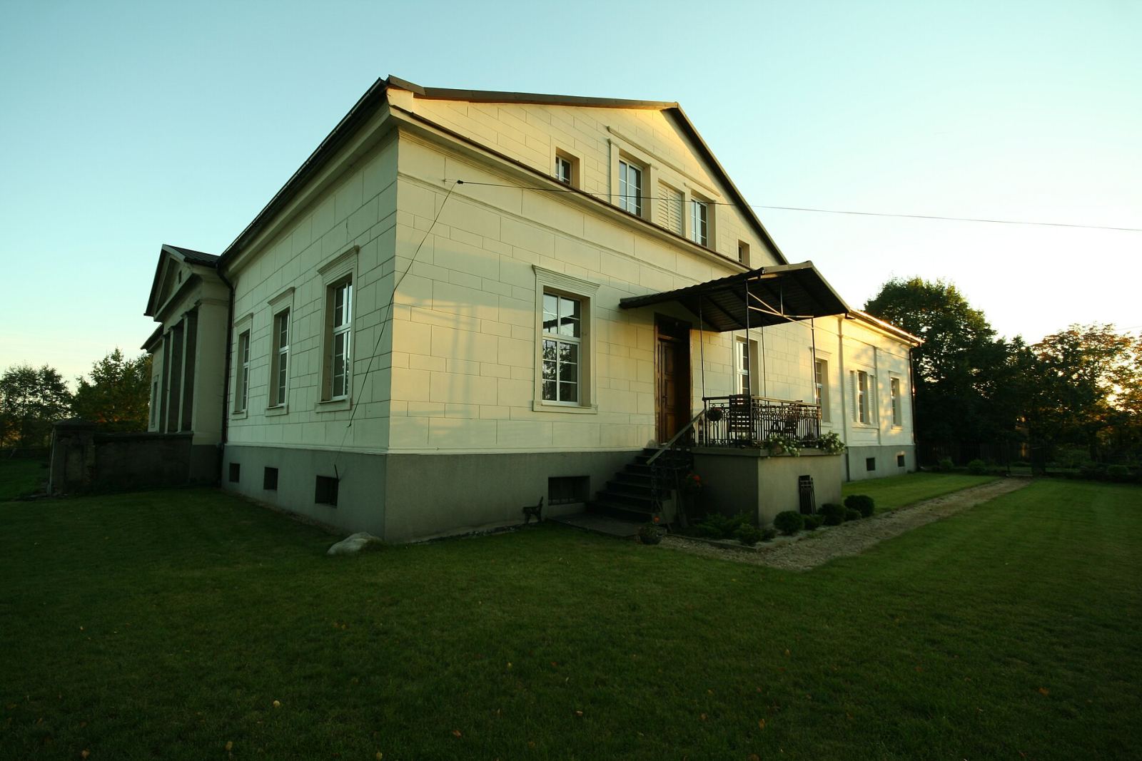Dwór, Kuźnica Stara