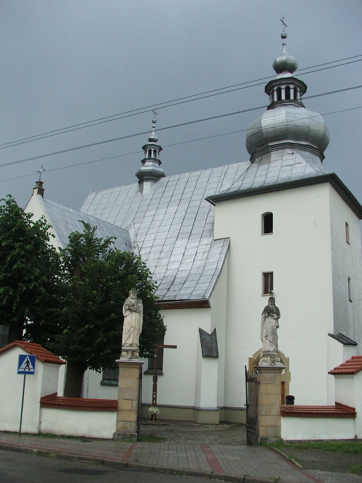 Kościół parafialny pw. św. Michała Archanioła, Ujanowice