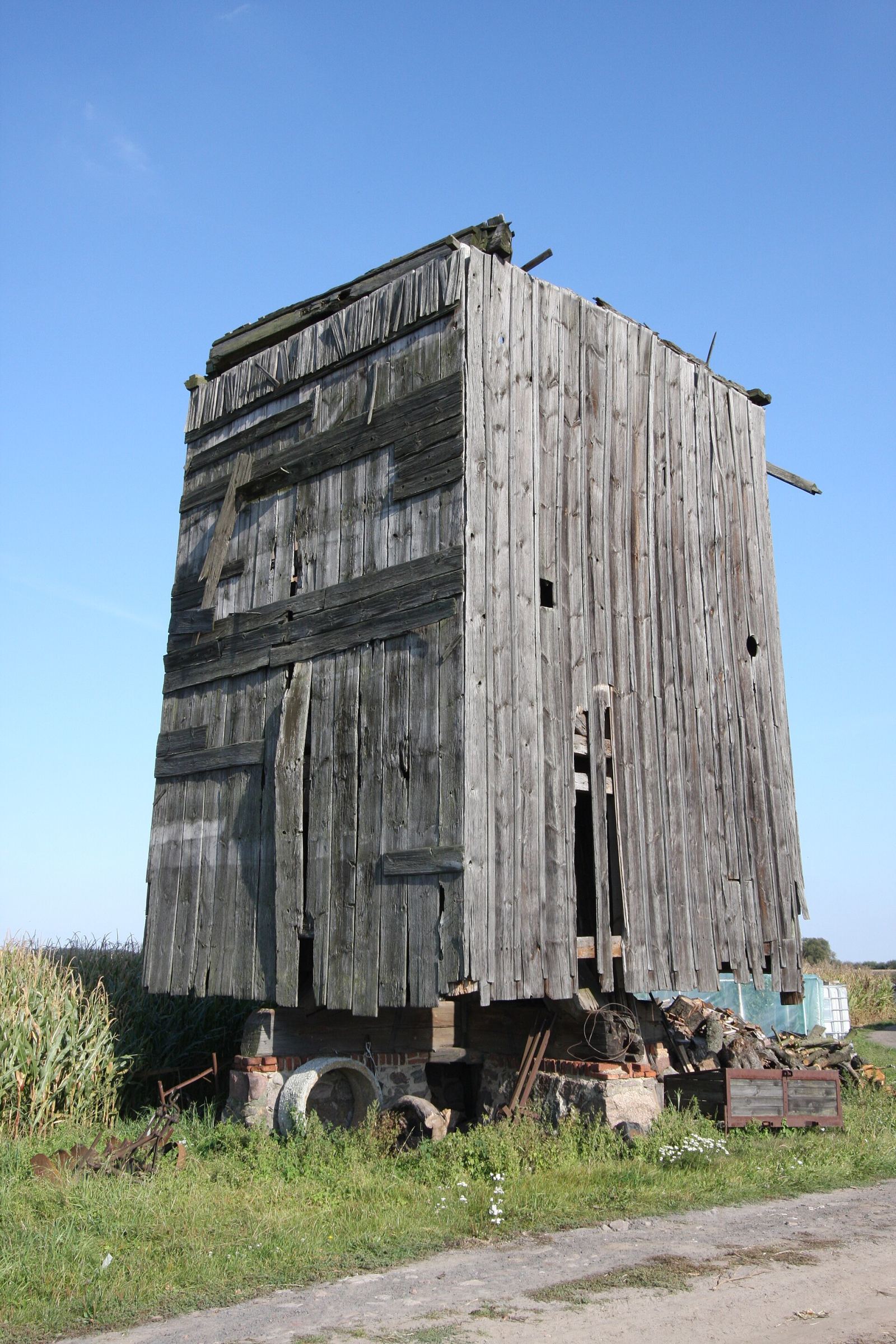 Wiatrak koźlak, Rudniki