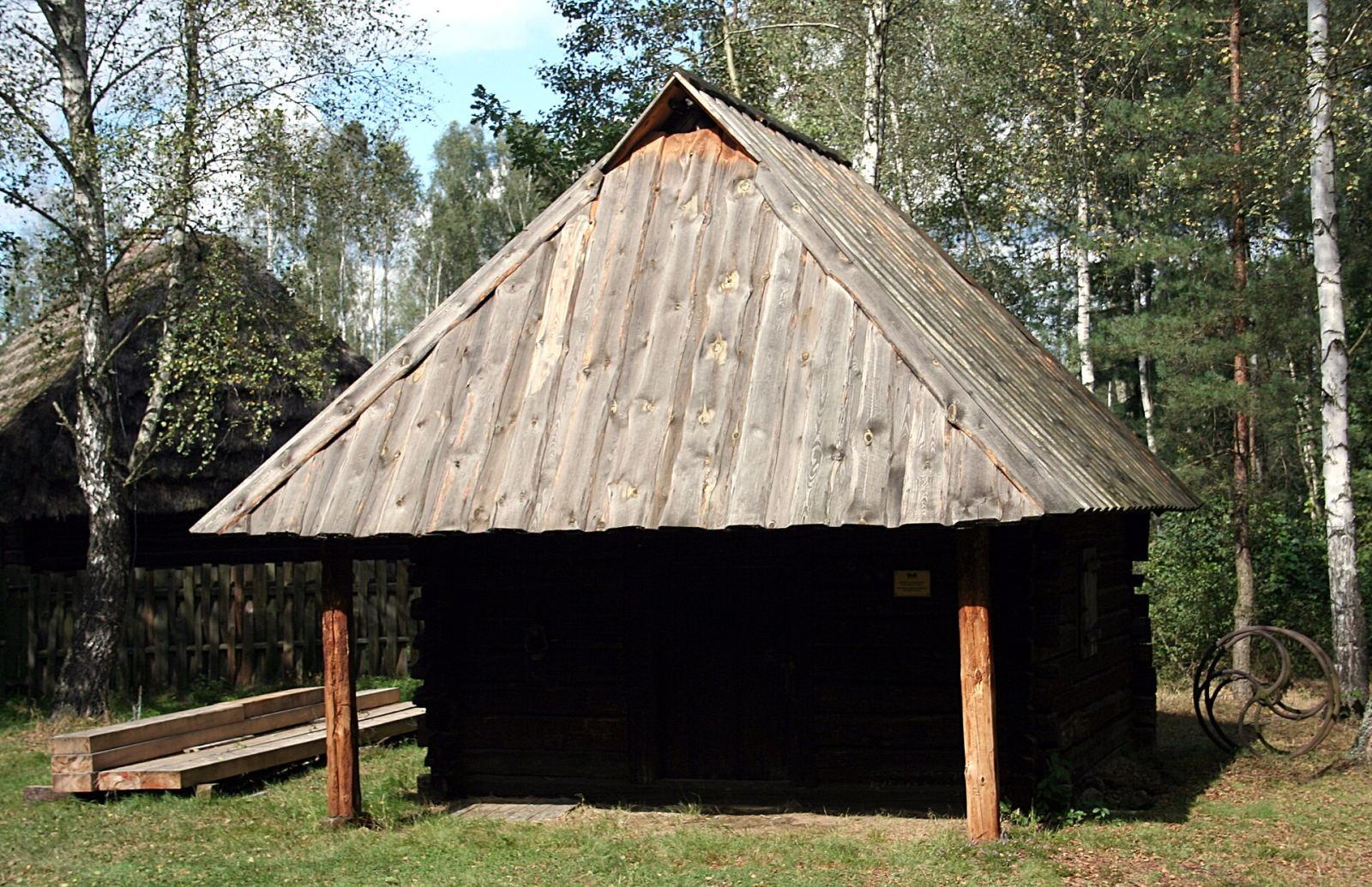 Kuźnia z Białobrzegów, Brzezówka