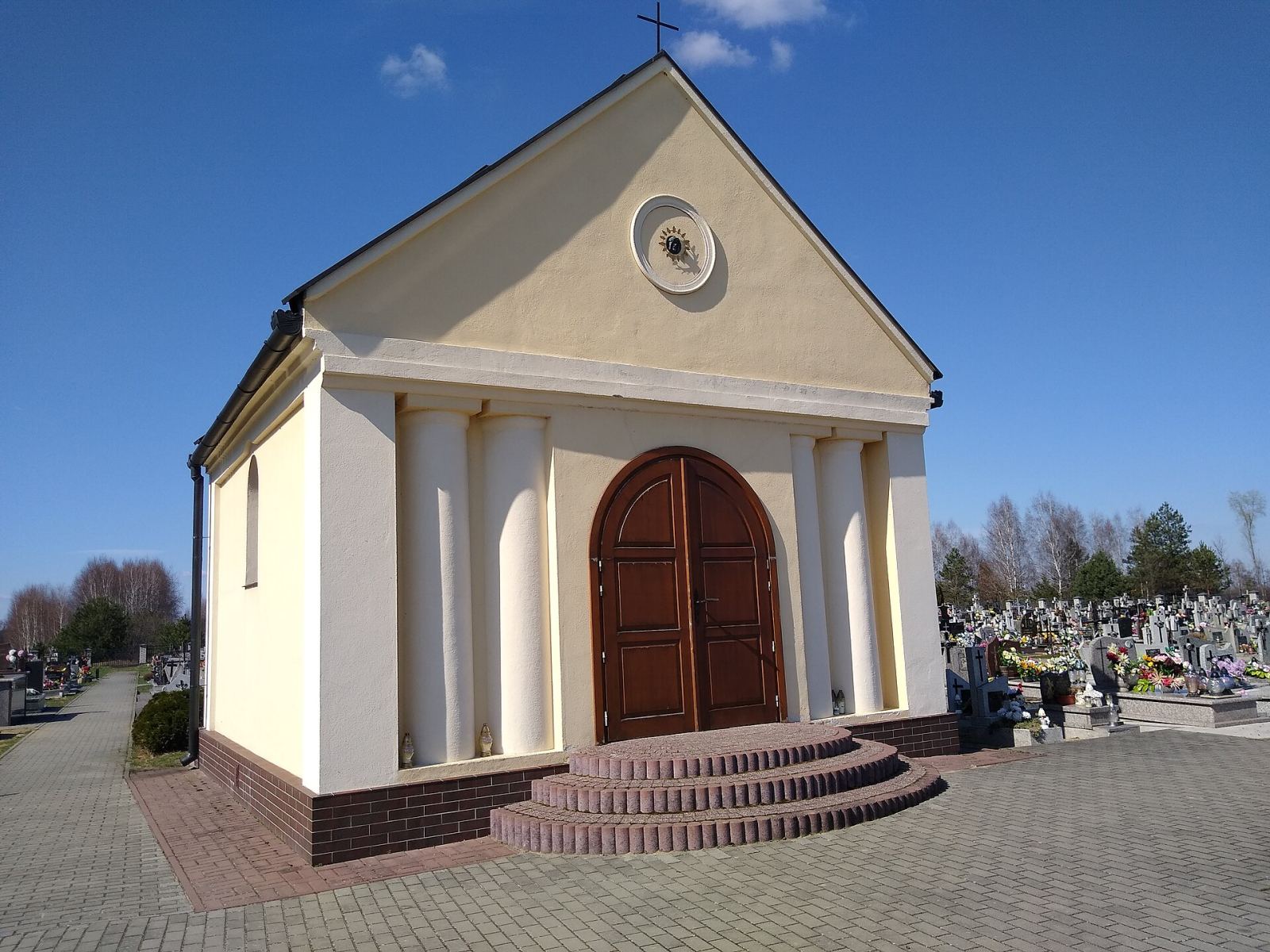 Kaplica cmentarna, Trzęsówka