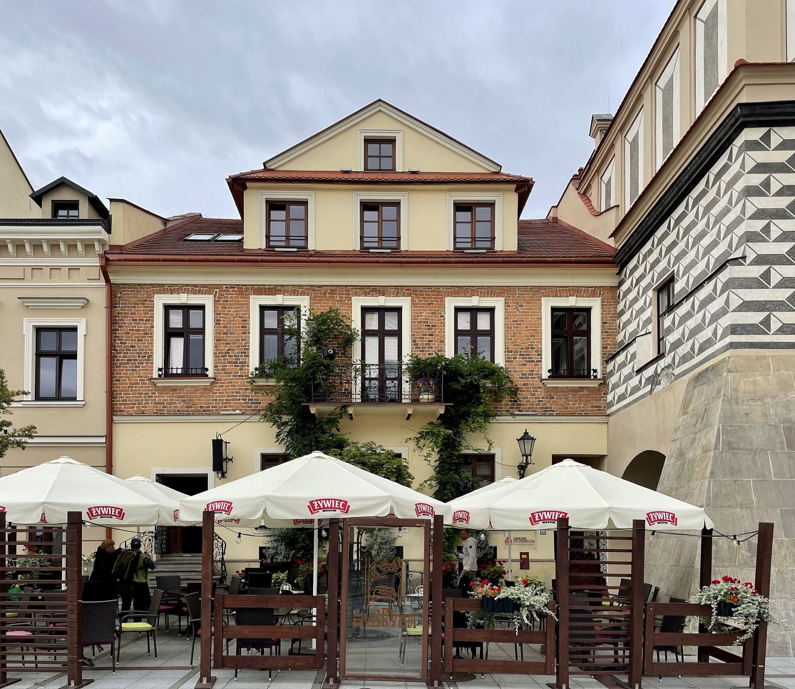 Otoczenie, Tarnów