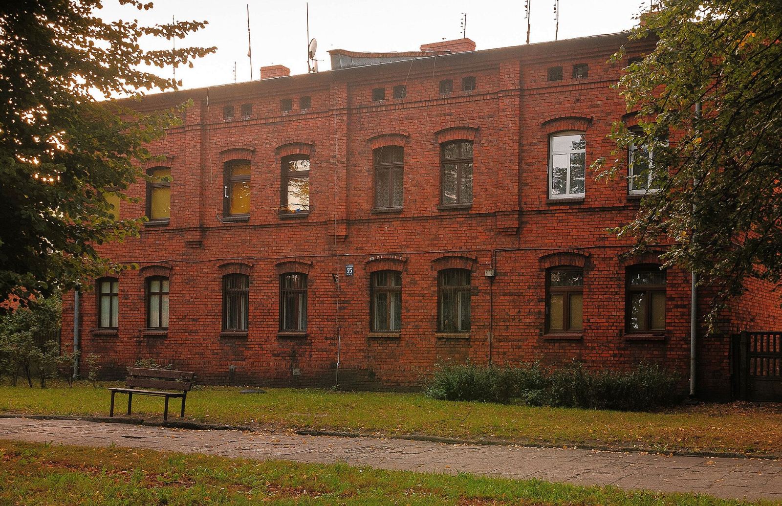 Dom, Żyrardów