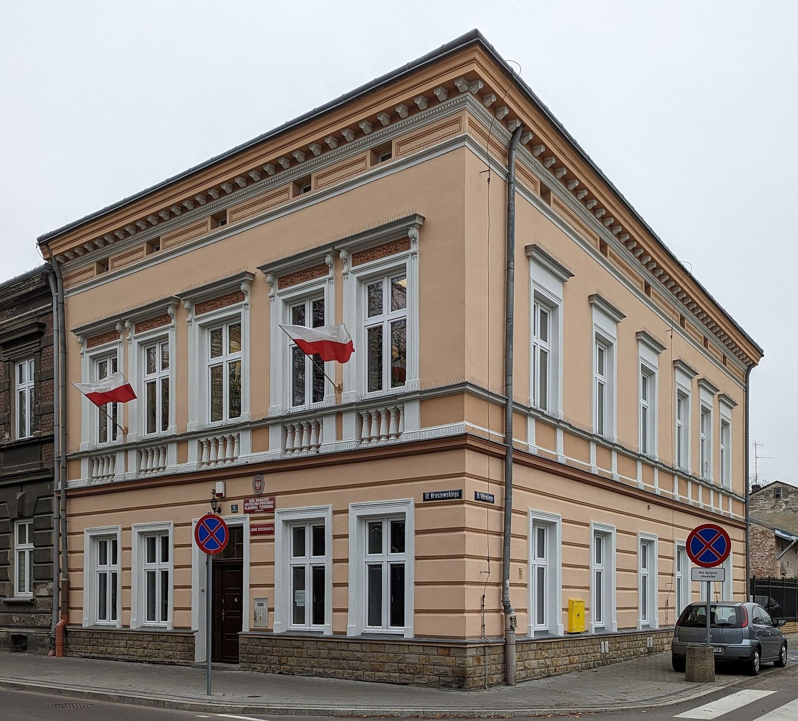 Dom, ob. Przychodnia Rejonowa, Jarosław