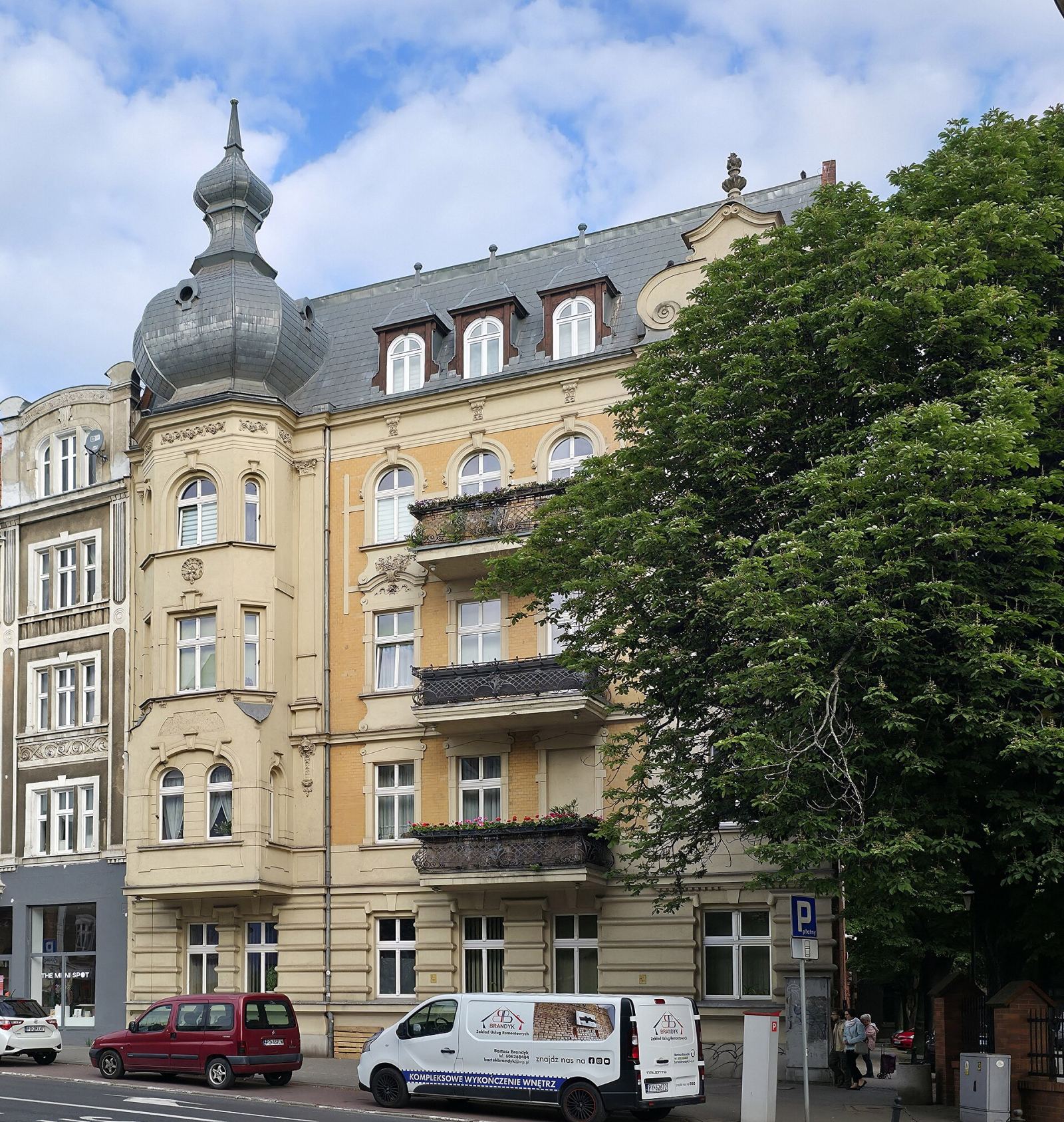 Kamienica, ob. dom parafialny, Poznań