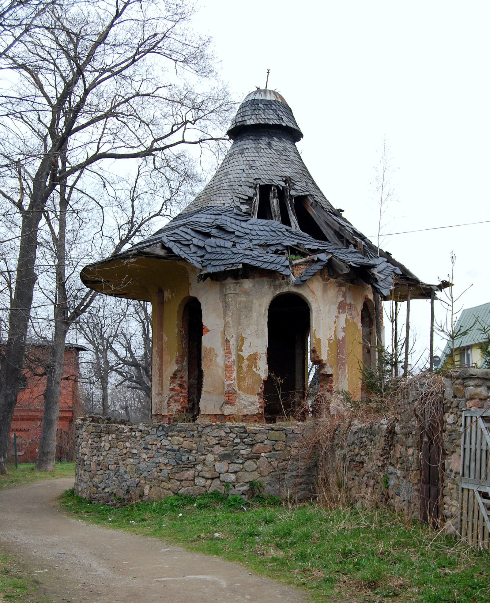 Altana Pawilon Oficerski, Kowary